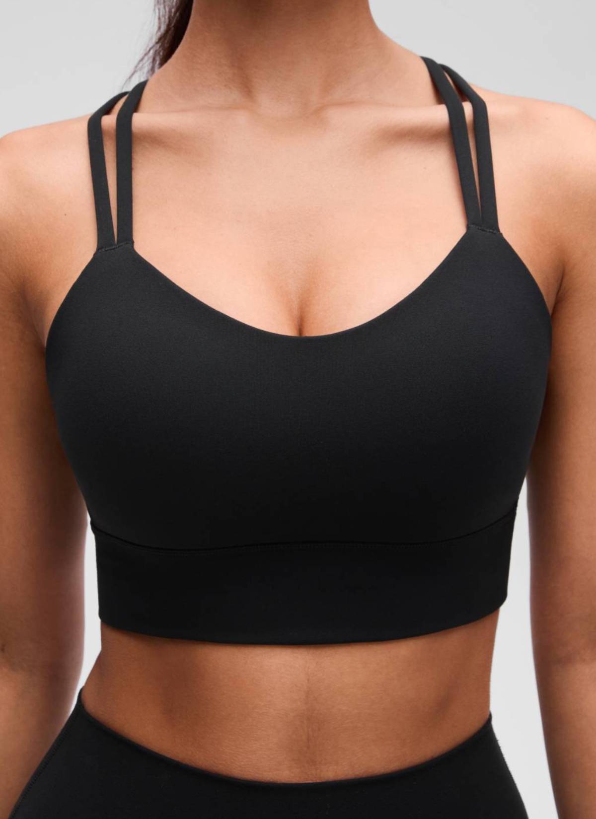 CRZ YOGA Womens Butterluxe Strappy Longline Criss Cross Molded Cup Bra Black @model_info:Maysa