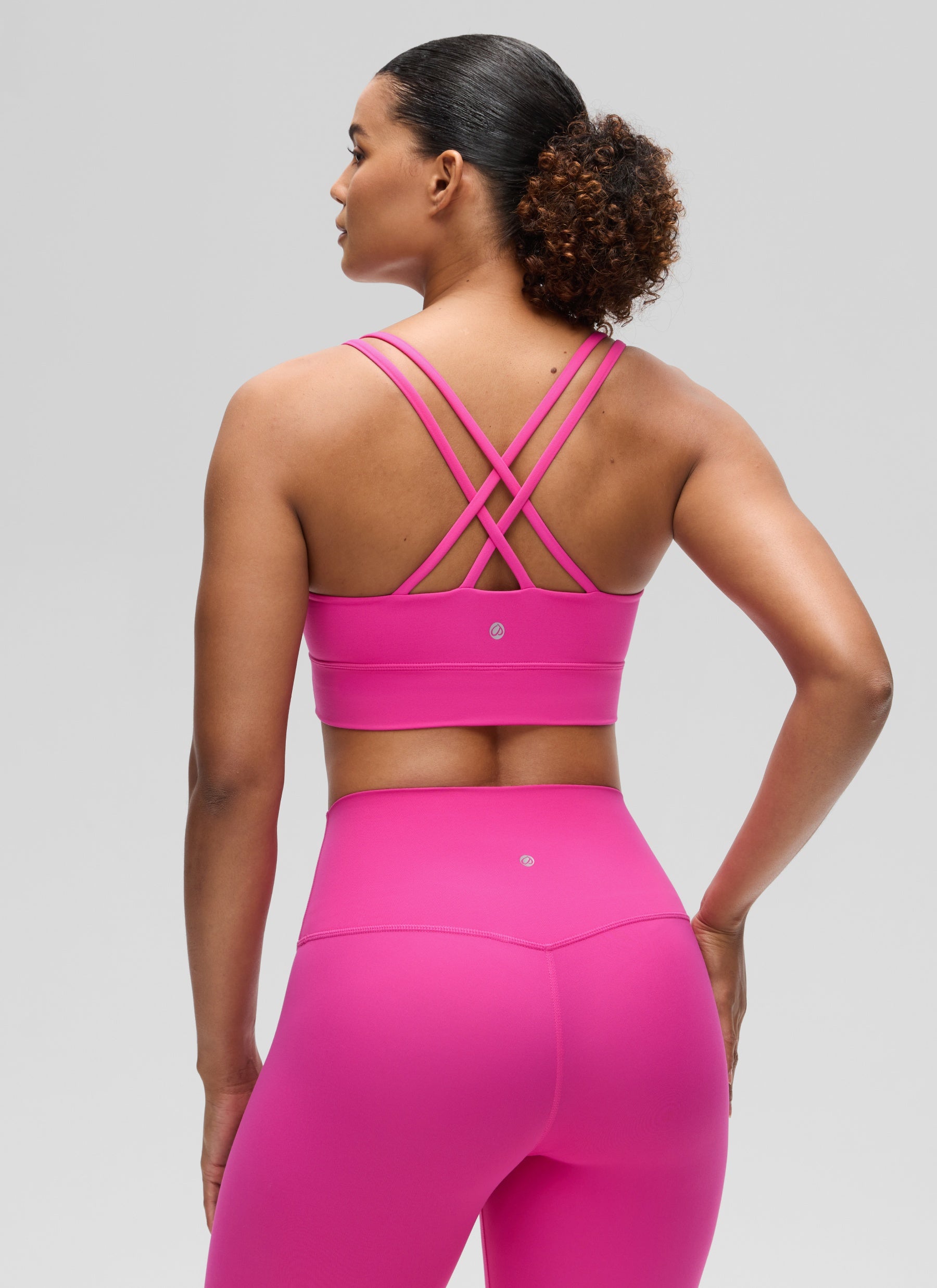 CRZ YOGA Womens Butterluxe Strappy Longline Criss Cross Molded Cup Bra Hibiscus Purple @model_info:Barbara