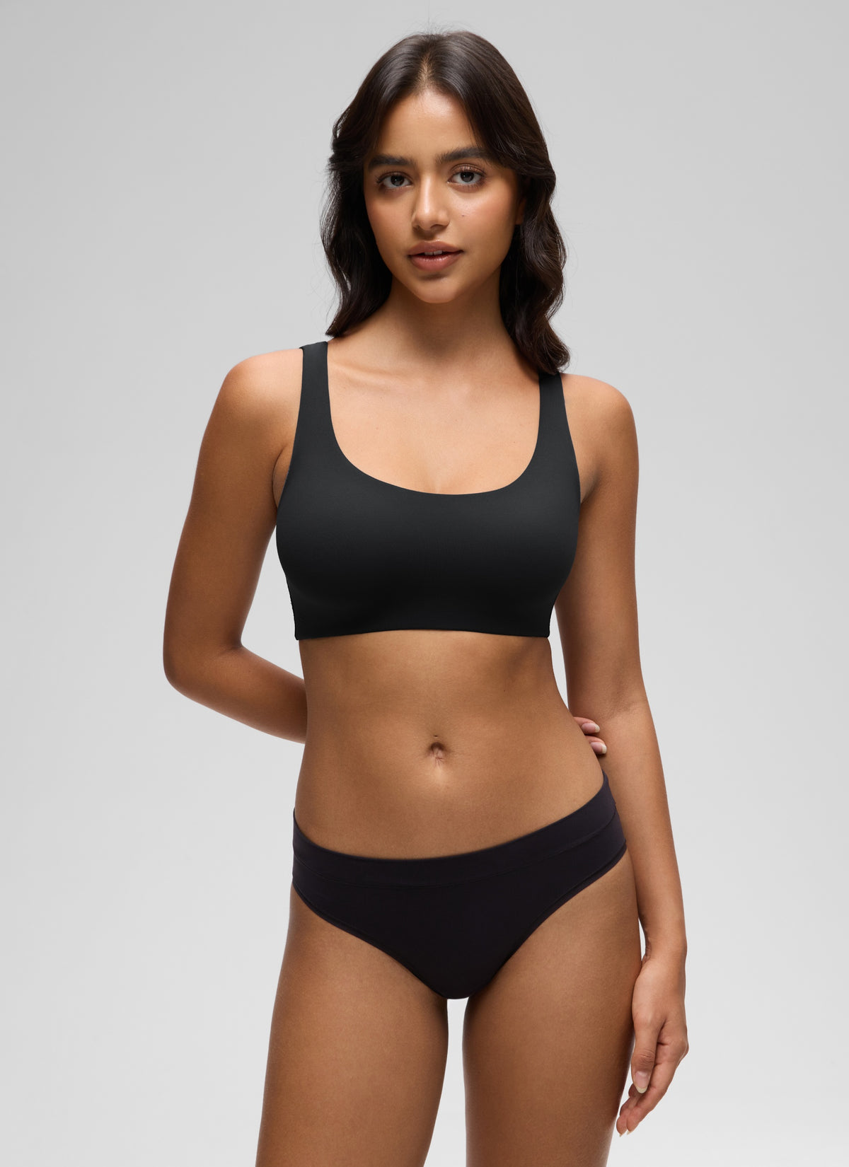 CRZ YOGA Women's Softhold Wireless Double Lined U Back Everyday Bra Black @model_info:Liss