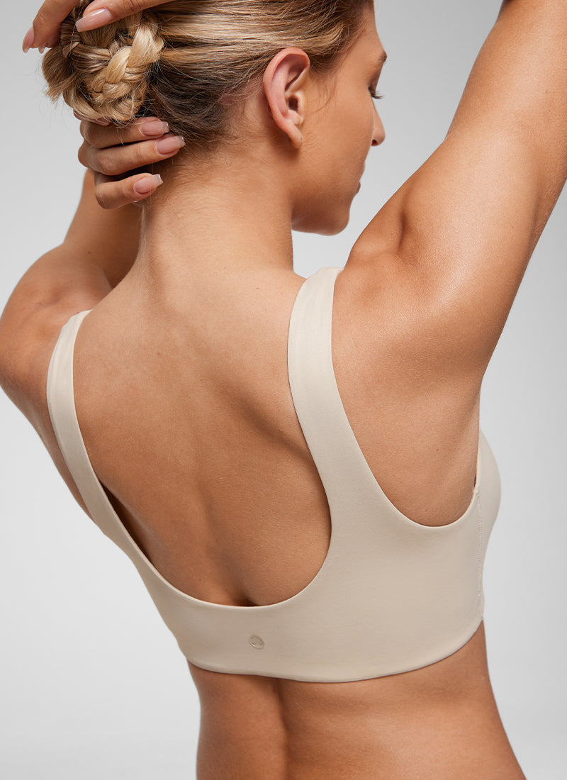 CRZ YOGA Women's Softhold Wireless Double Lined U Back Everyday Bra Mojave Tan 2 @model_info:L