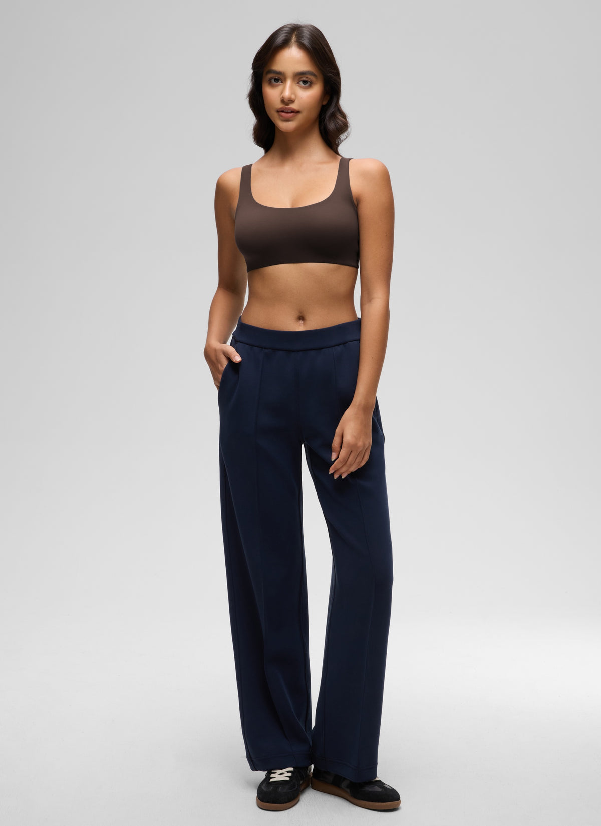 CRZ YOGA Women's Softhold Wireless Double Lined U Back Everyday Bra Hot Fudge Brown @model_info:Liss