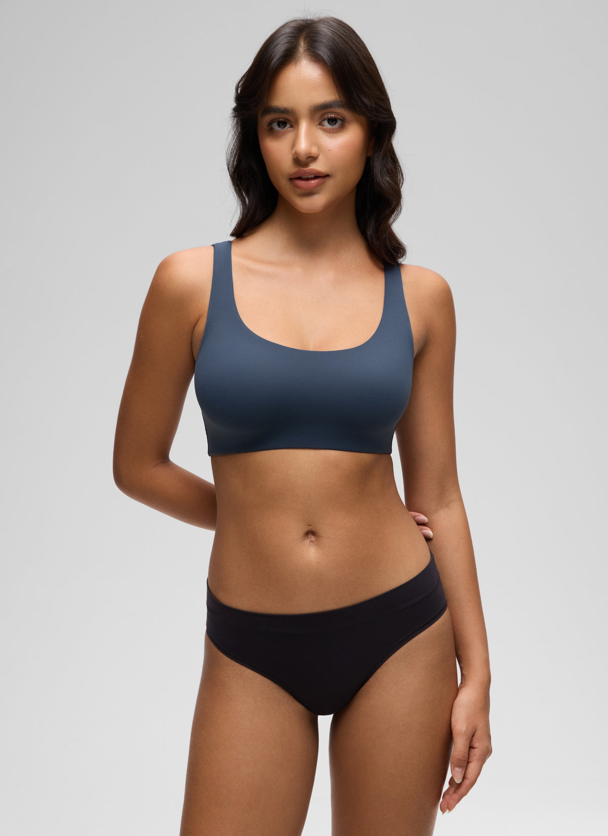 CRZ YOGA Women's Softhold Wireless Double Lined U Back Everyday Bra Sargasso @model_info:Liss