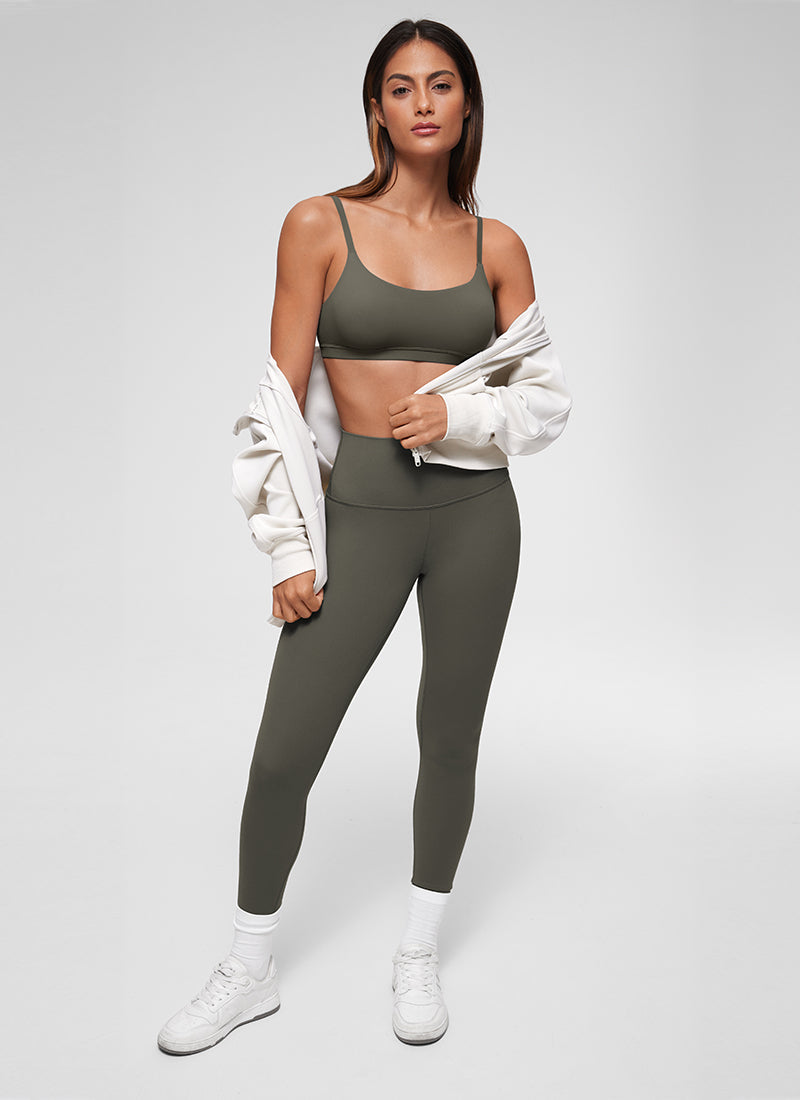 CRZ YOGA Women's Softhold Wireless Scoop Neck  Everyday Bra Adjustable Light Army Green @model_info:Bea