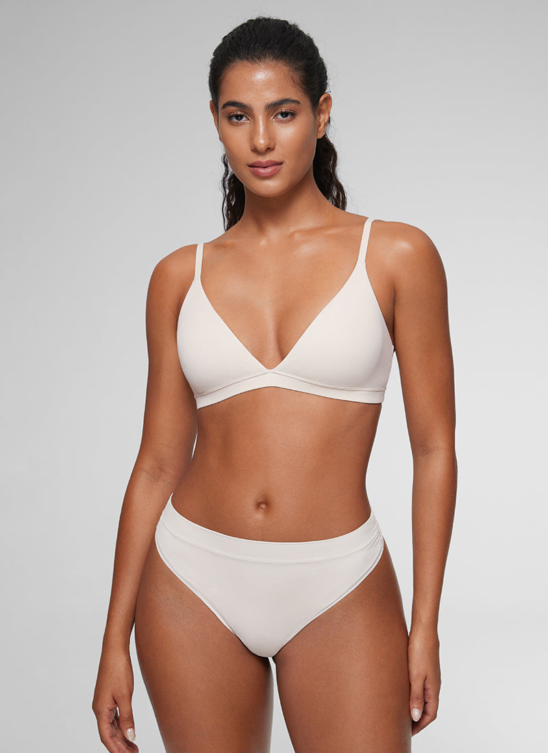 CRZ YOGA Softhold Womens Double Lined Wireless Triangle Bralette Milky White @model_info:Carol