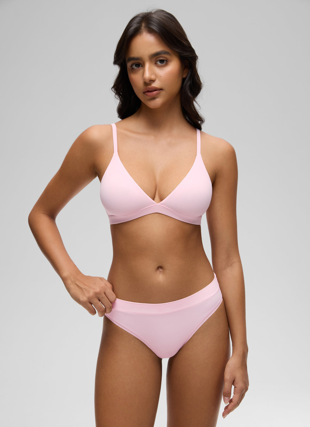 CRZ YOGA Softhold Womens Double Lined Wireless Triangle Bralette Strawberry Pink @model_info:Liss