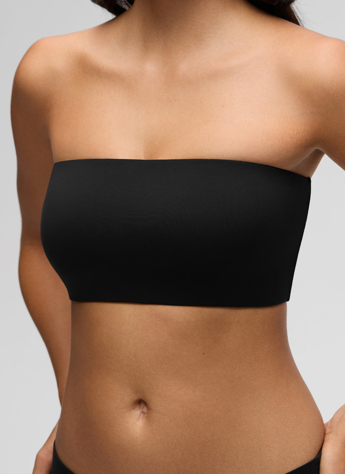 CRZ YOGA Women Softhold Double Lined Strapless Wireless  Bralettes Black @model_info:Liss