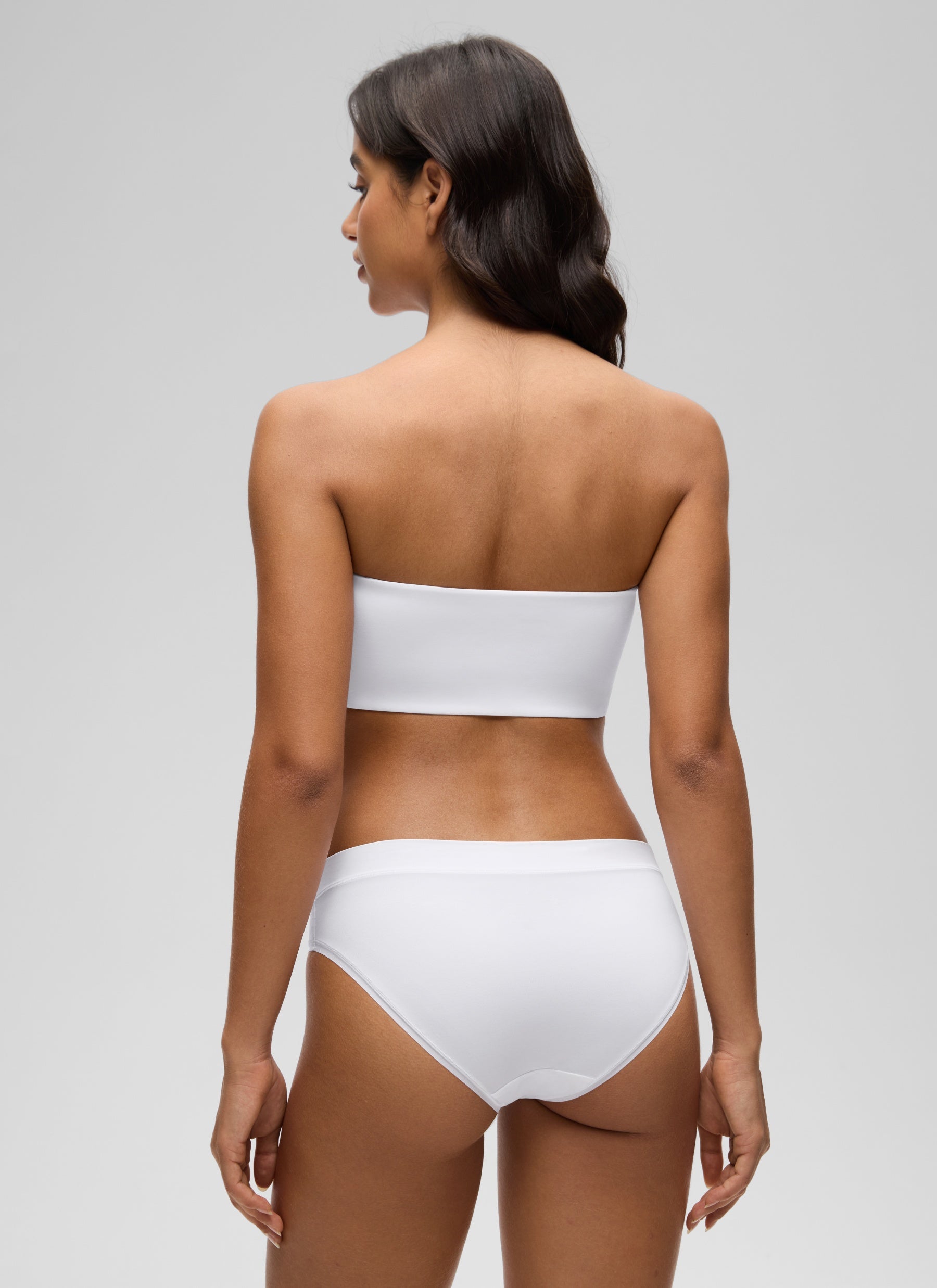 CRZ YOGA Women Softhold Double Lined Strapless Wireless  Bralettes Snow White @model_info:Liss