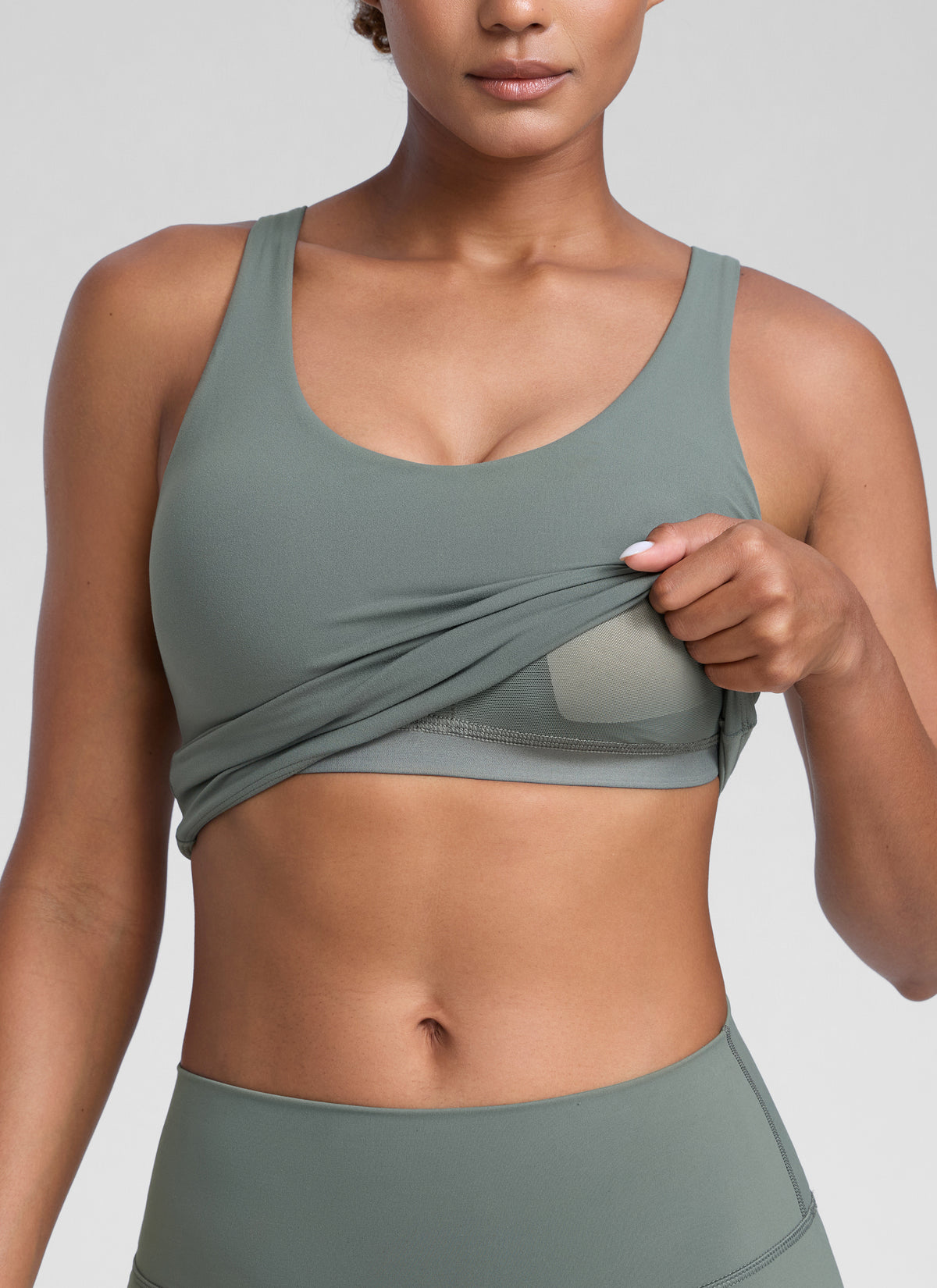 CRZ YOGA Womens Butterlift Racerback U Neck Yoga Built in Bra Tank Grey Sage @model_info:Barbara