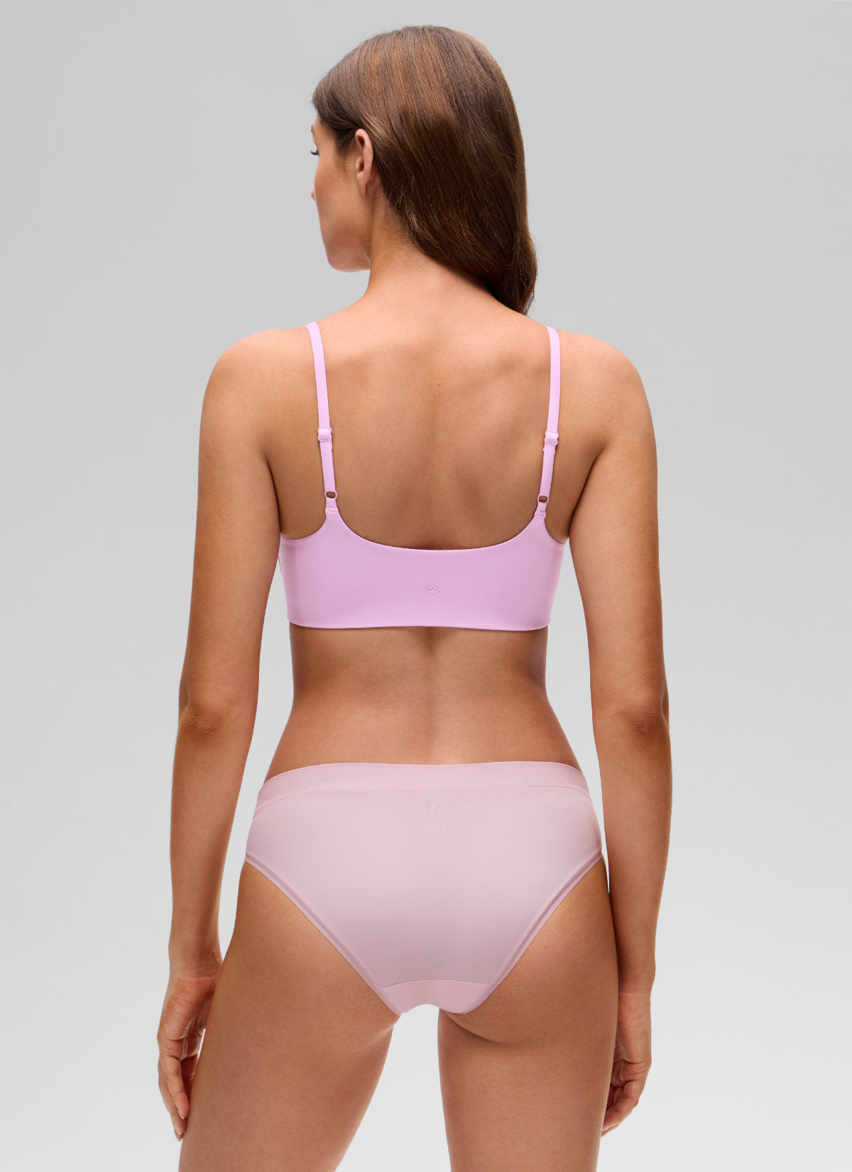 CRZ YOGA Women's Softhold Casual V Neck Mold Spaghetti Strap Bralette Vita Pink @model_info:Gelye