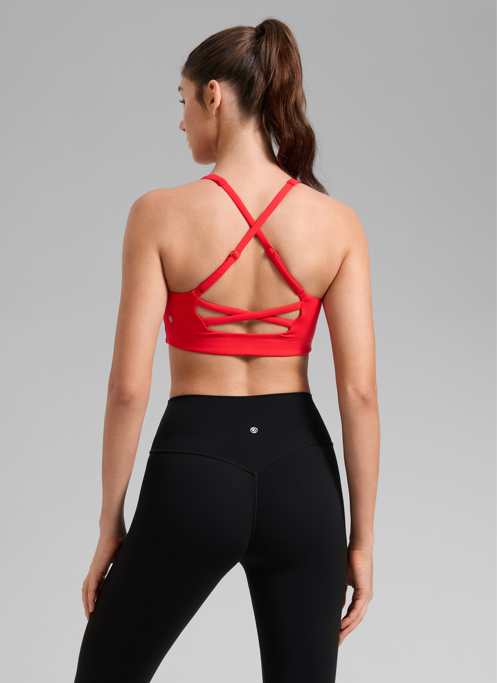 CRZ YOGA Women's Butterlift Workout Cross Back Built in Bra Sports Bra Deep Red @model_info:Gelya