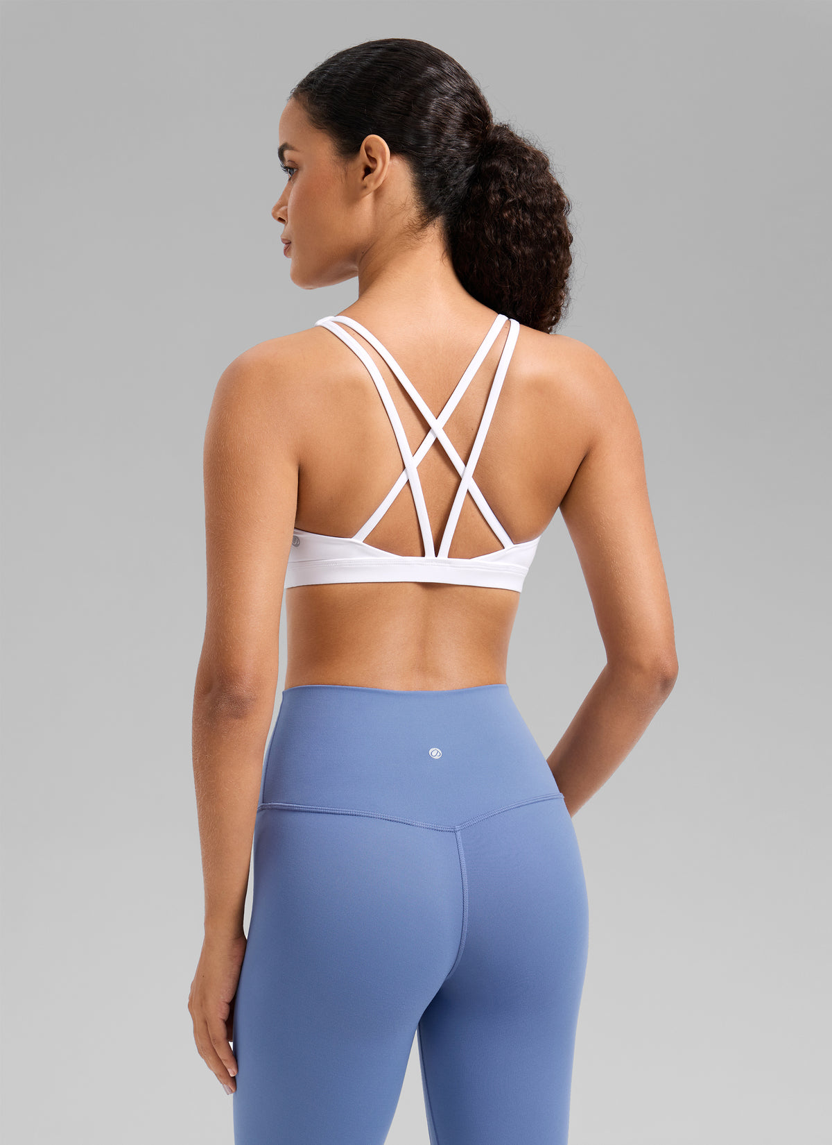 CRZ YOGA Women's Butterlift Workout U Neck Cross Back Sports Bra White @model_info:Gabi