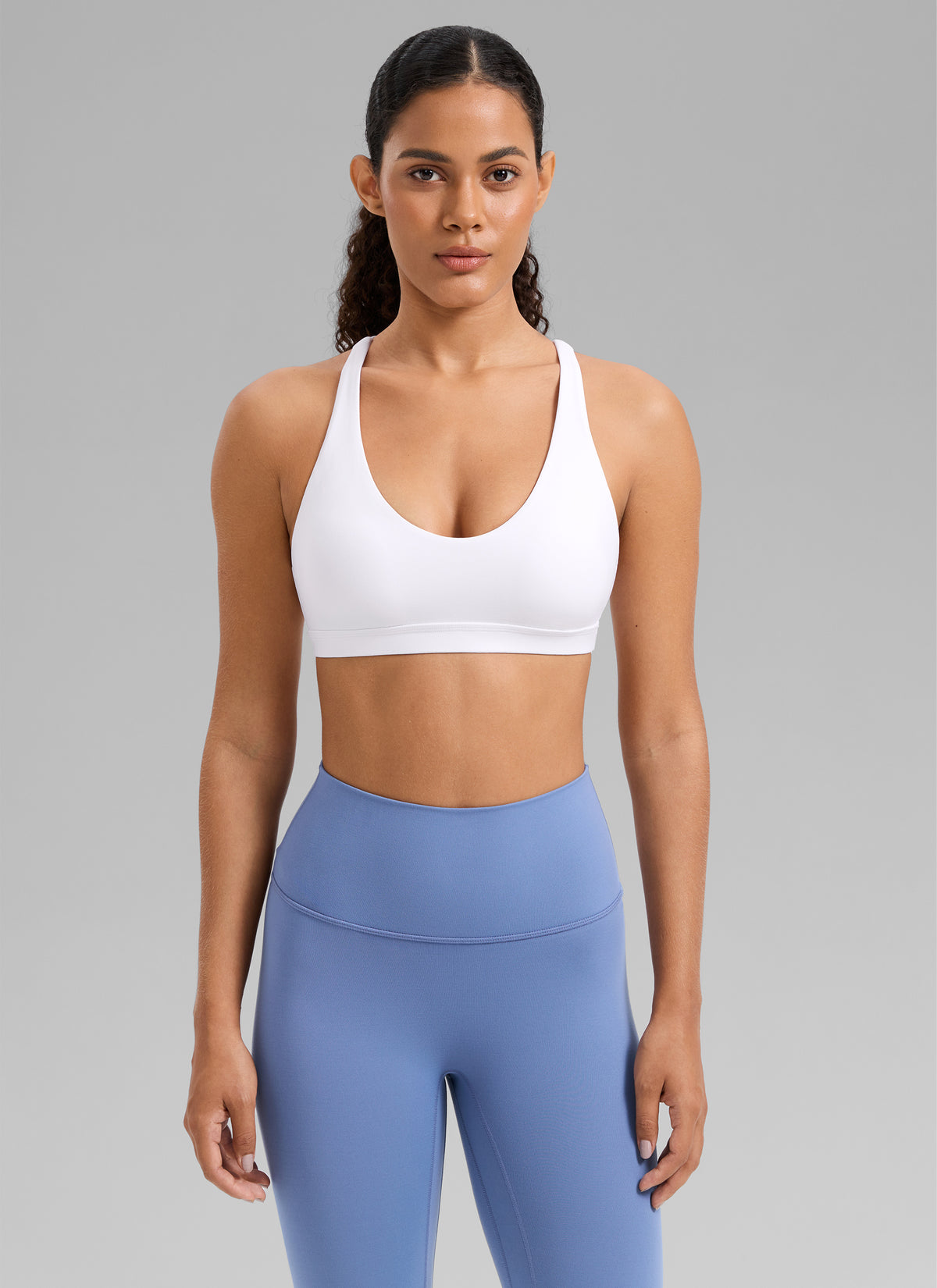 CRZ YOGA Women's Butterlift Workout U Neck Cross Back Sports Bra White @model_info:Gabi