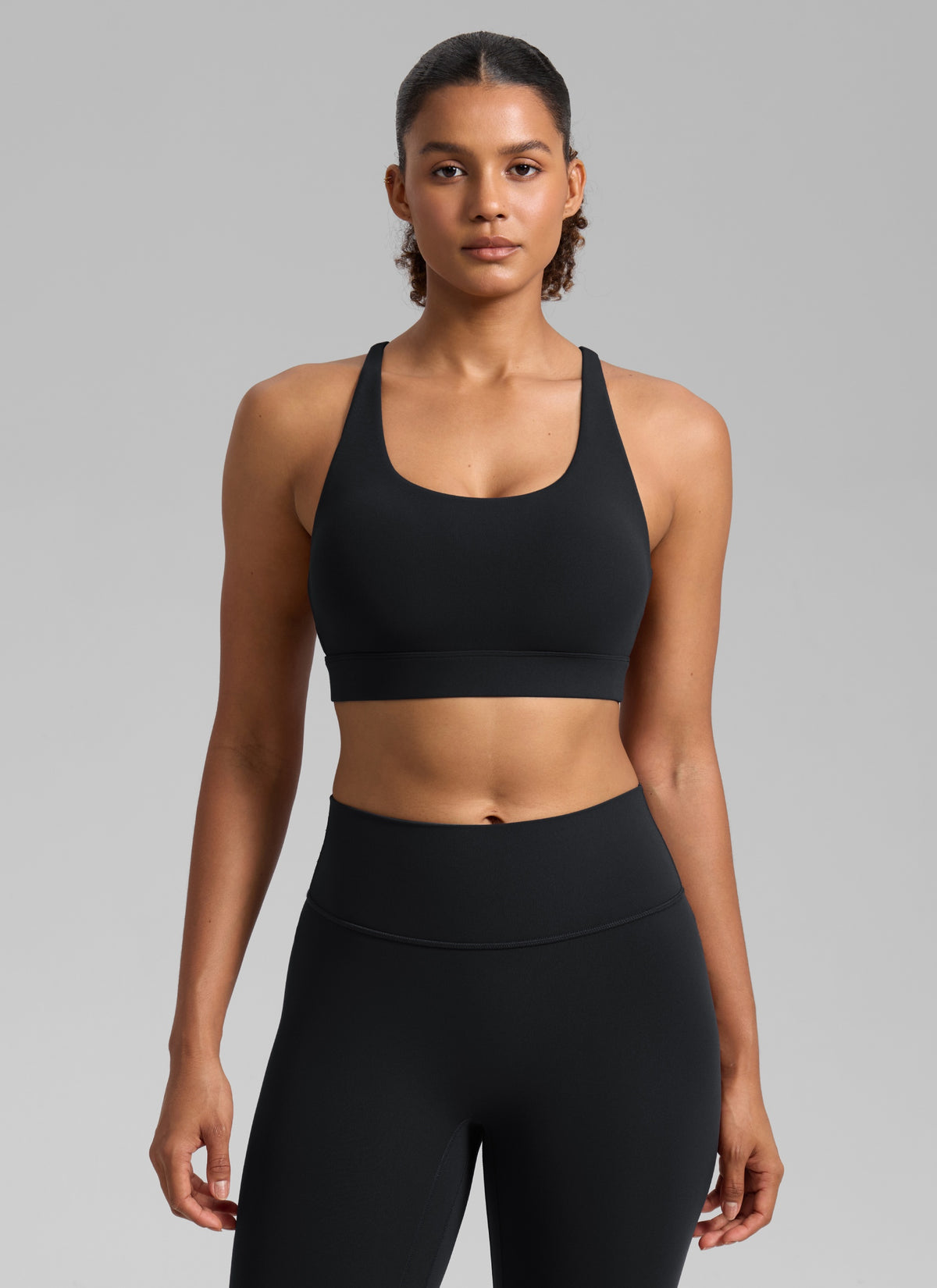 CRZ YOGA Women's Butterlift® Workout Crewneck Cross Back Sports Bra Black @model_info:Barbara