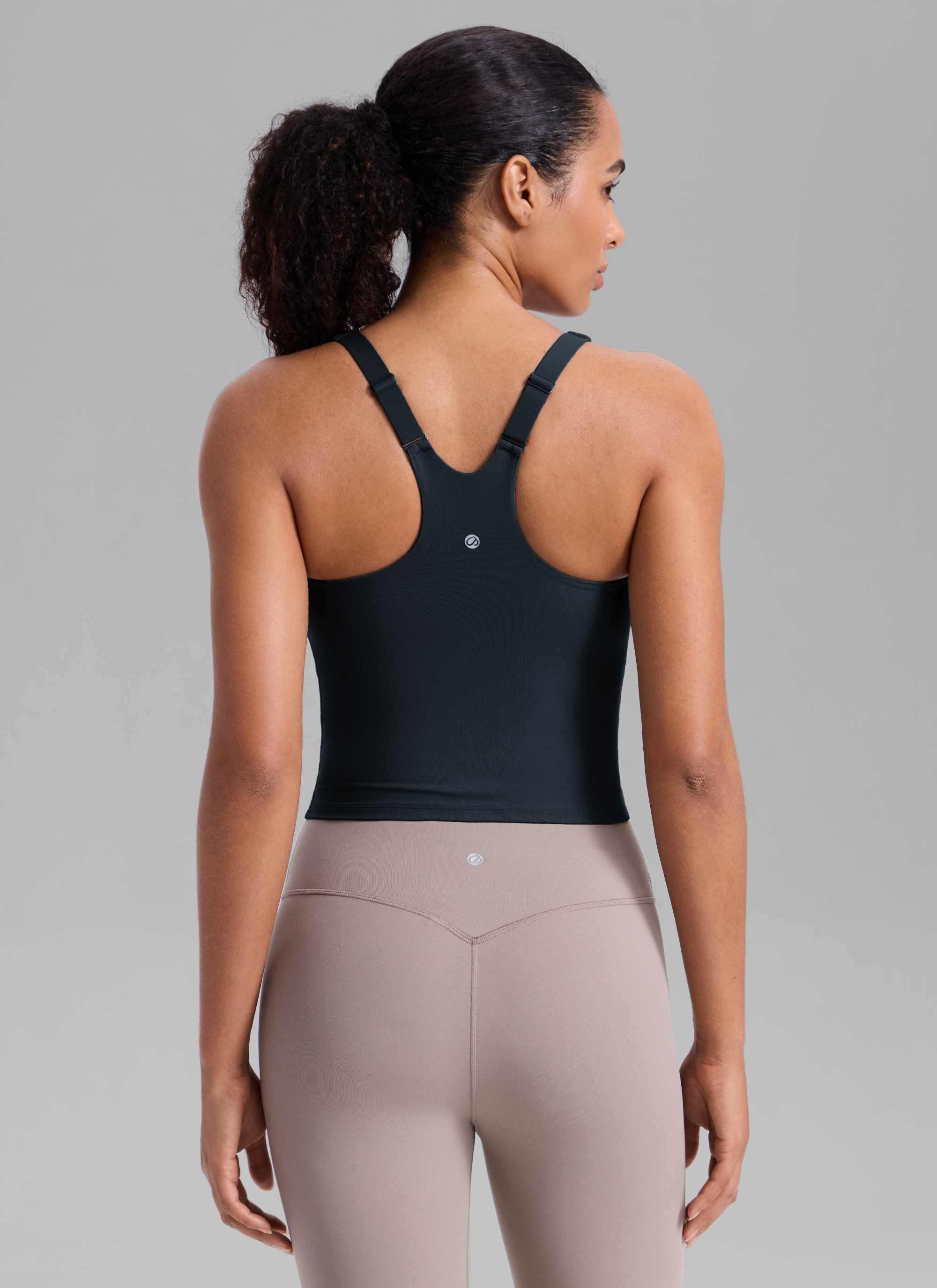 CRZ YOGA Women's Butterlift Workout V Neck Racerback Built in Bra Tank True Navy @model_info:Nicole