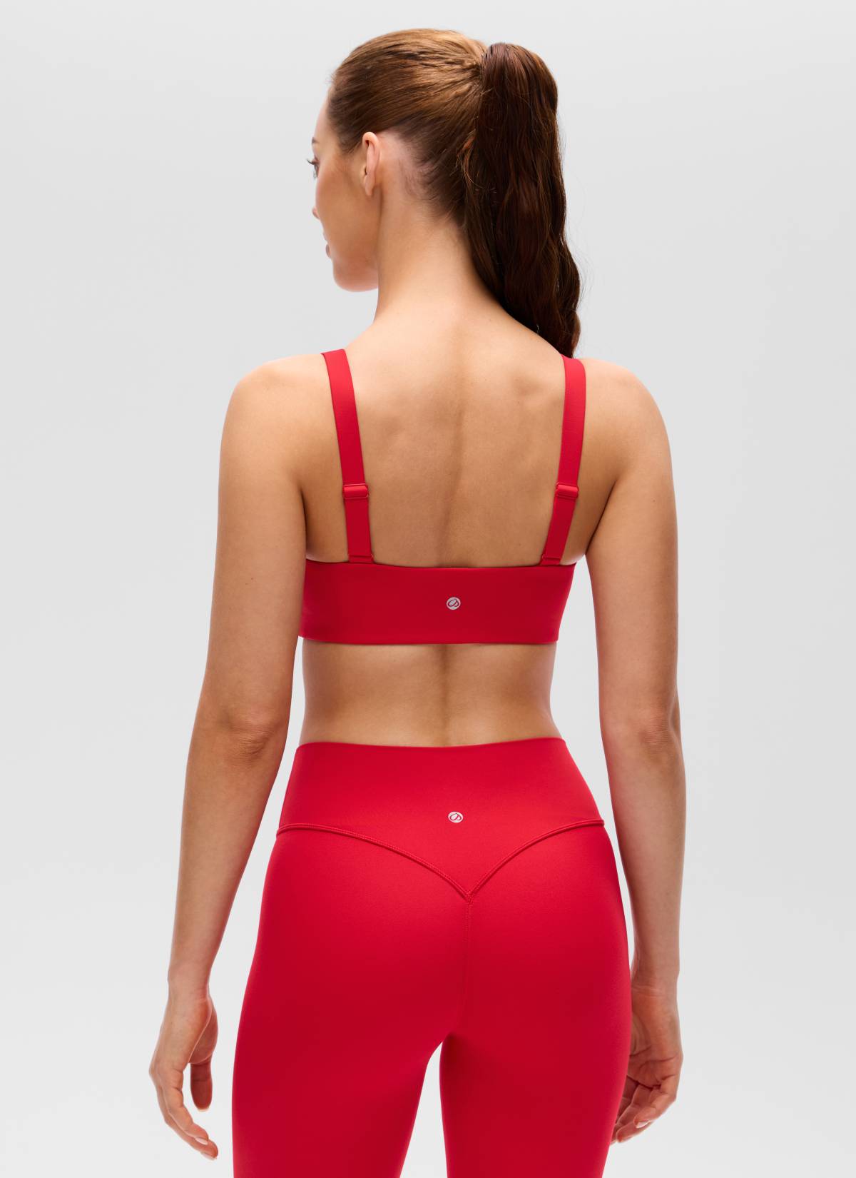 CRZ YOGA Women's Butterluxe Yoga U Neck Square Back Sports Bra Aurora Red @model_info:Lary
