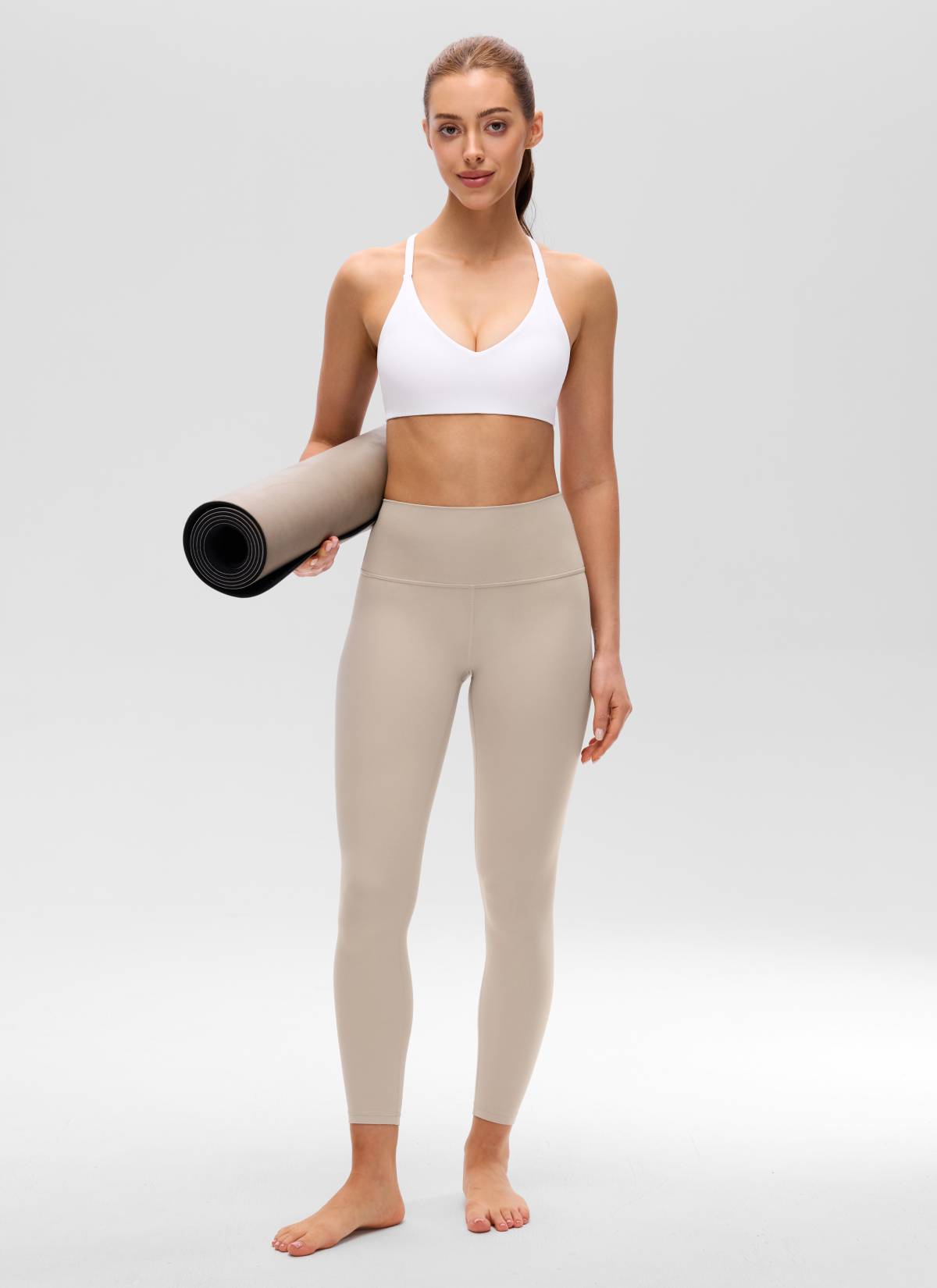CRZ YOGA Women's Butterluxe V Neck  Racerback Thin Straps Sports Bra White @model_info:Lary