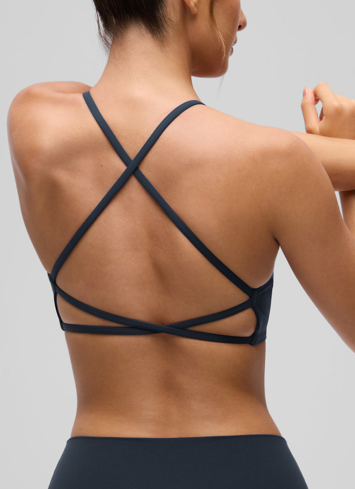 CRZ YOGA Women's Butterluxe Yoga V Neck Strappy Open Back Sports Bra True Navy @model_info:I