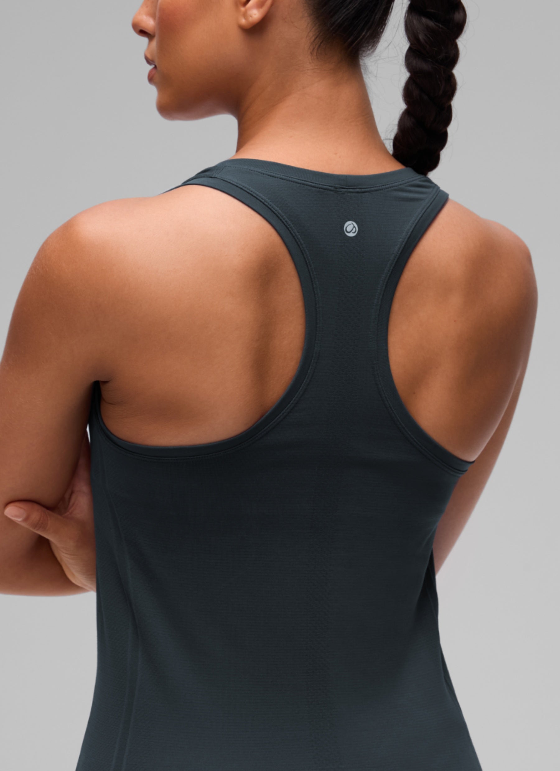 CRZ YOGA Women's Yoga Slim Fit Seamless Tank Crew Neck Racerback True Navy @model_info:C