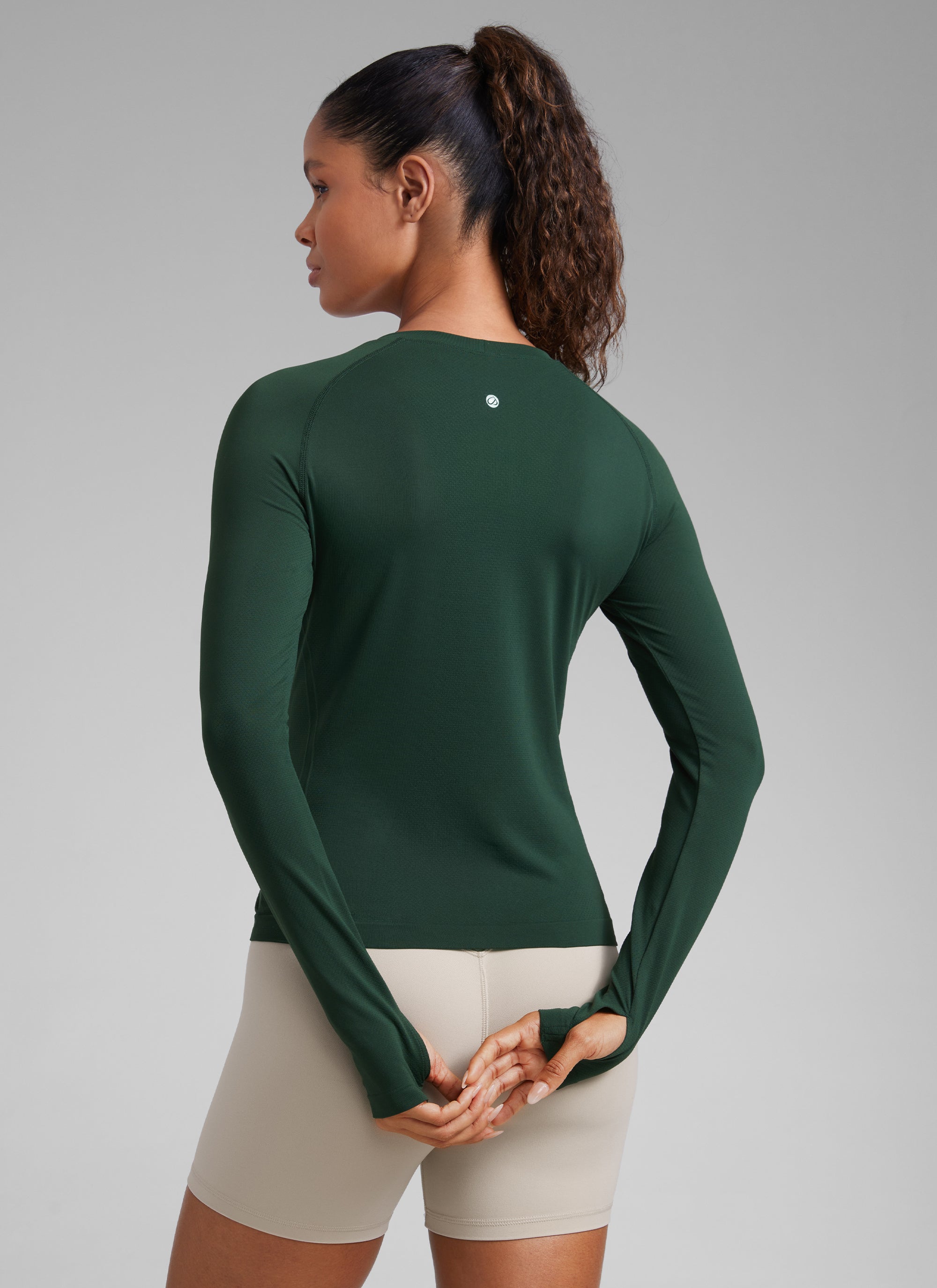 CRZ YOGA Women's Running Quick Dry Shirts Seamless Long Sleeves Legend Green @model_info:G
