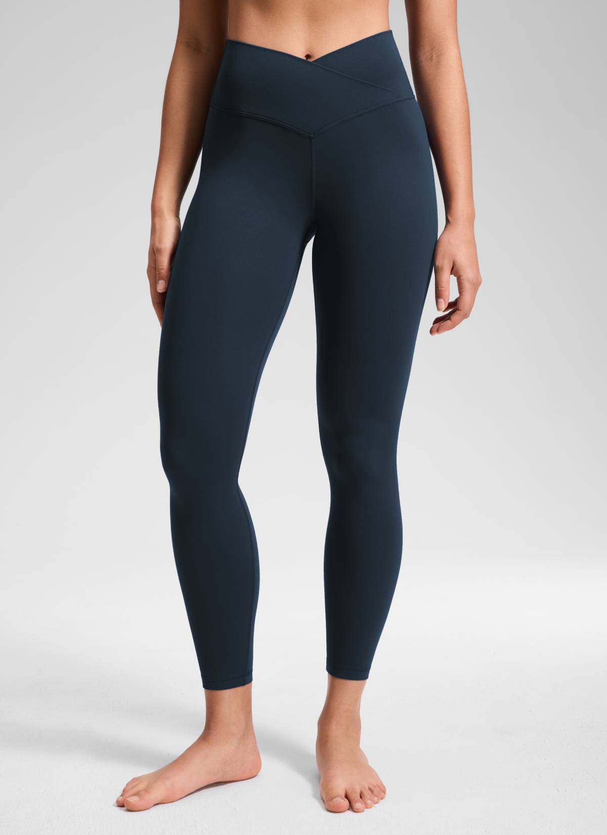 CRZ YOGA Women's High Rise Butterluxe Yoga Leggings 25'' V Cross Waist True Navy @model_info:Fiona