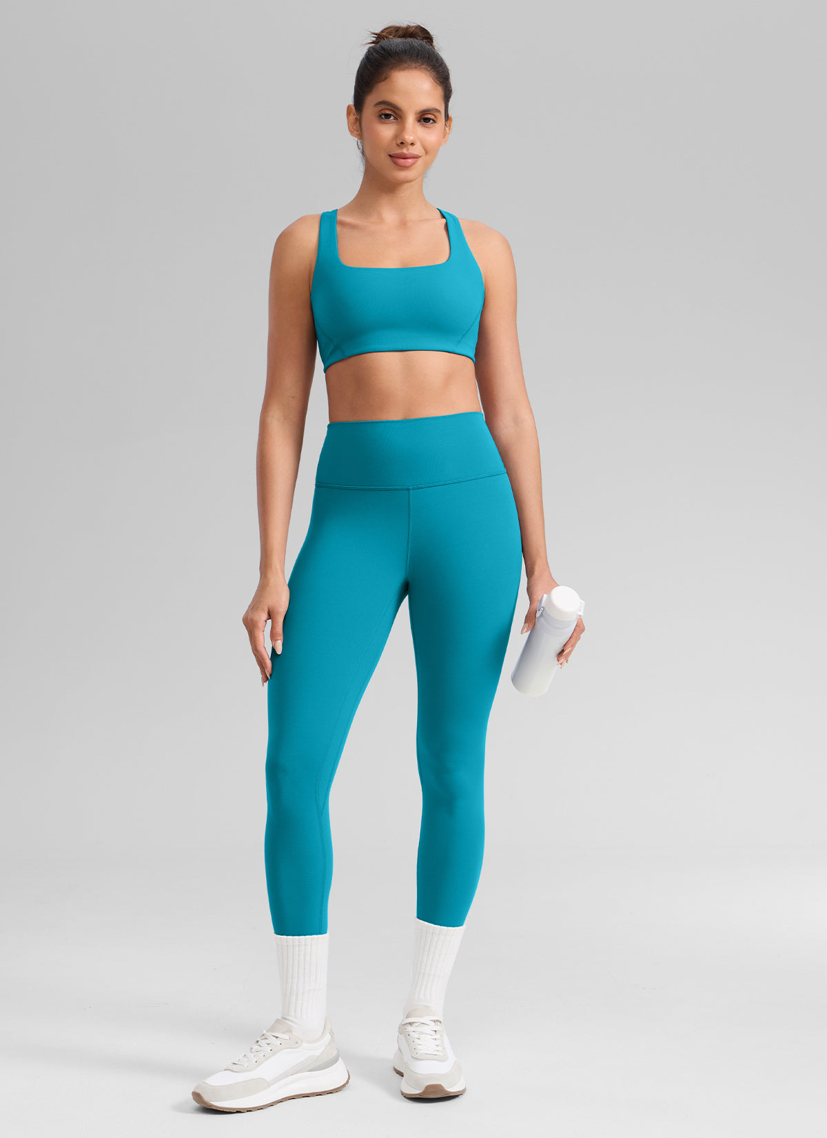 CRZ YOGA Women's Workout High Rise Butterlift Yoga Leggings 25'' Hawaiian Blue @model_info:Dany
