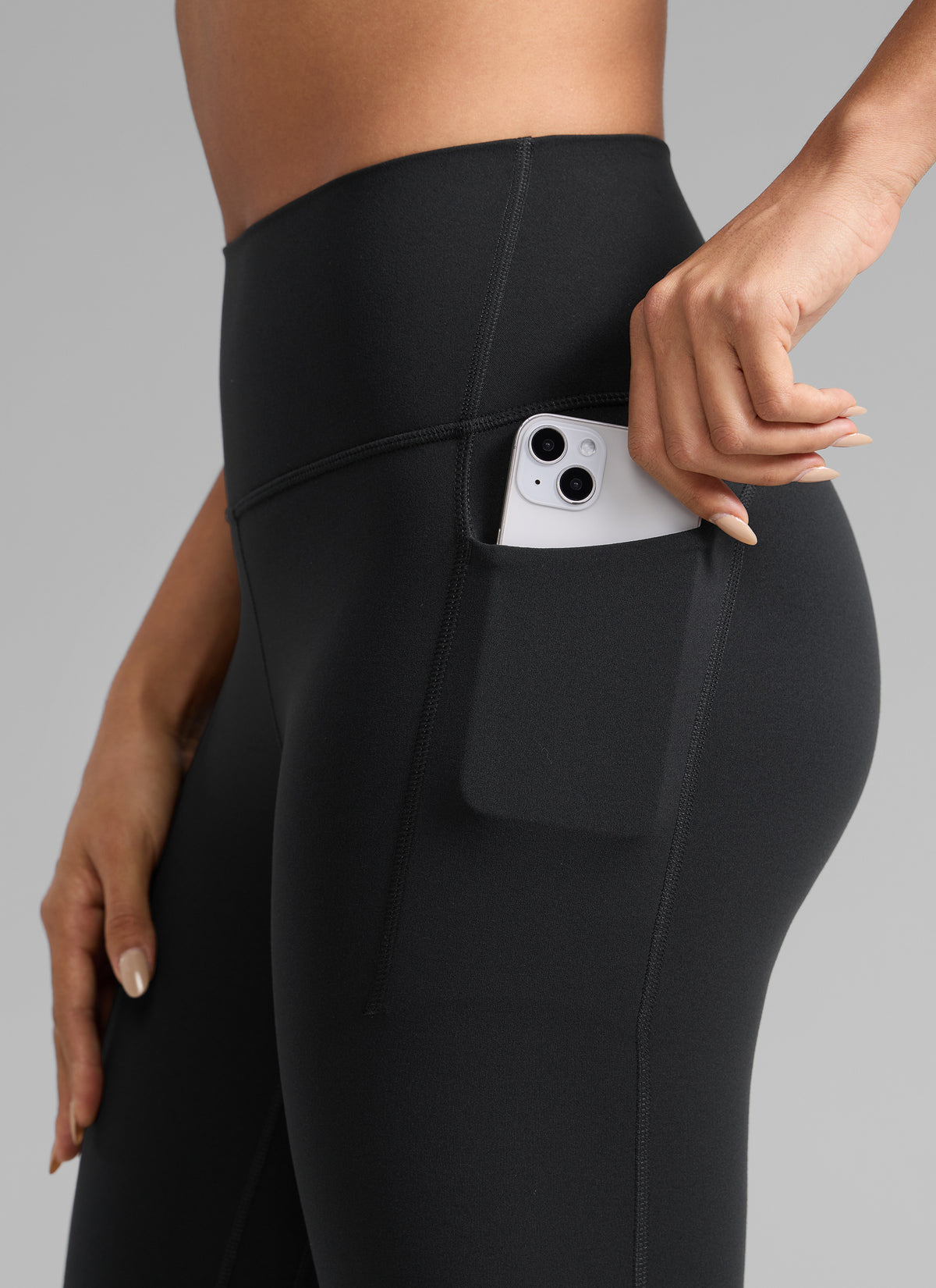 CRZ YOGA Women's Butterlift Workout High Rise Pocket Leggings 25'' Black @model_info:Dany