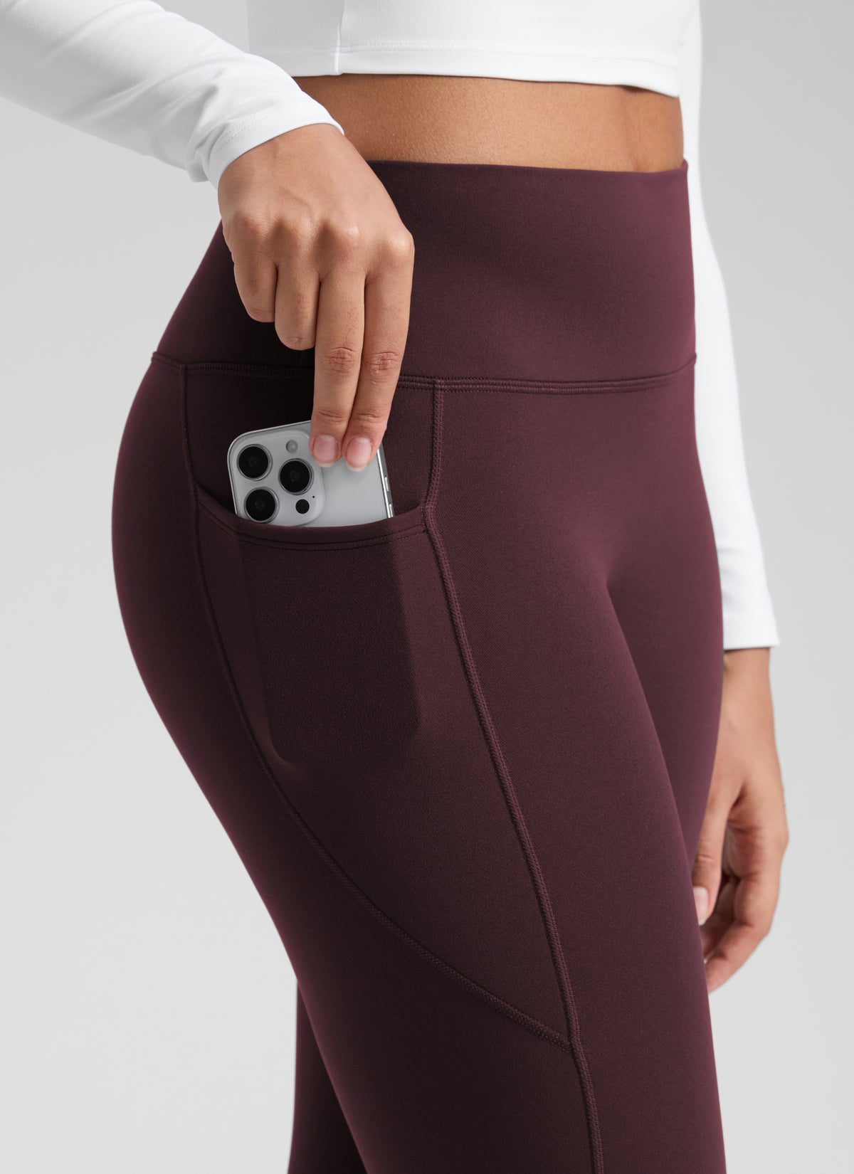 CRZ YOGA Women's Matte Thermal Fleece Lined Winter Pocket Legging 25'' Ripe Plum @model_info:F