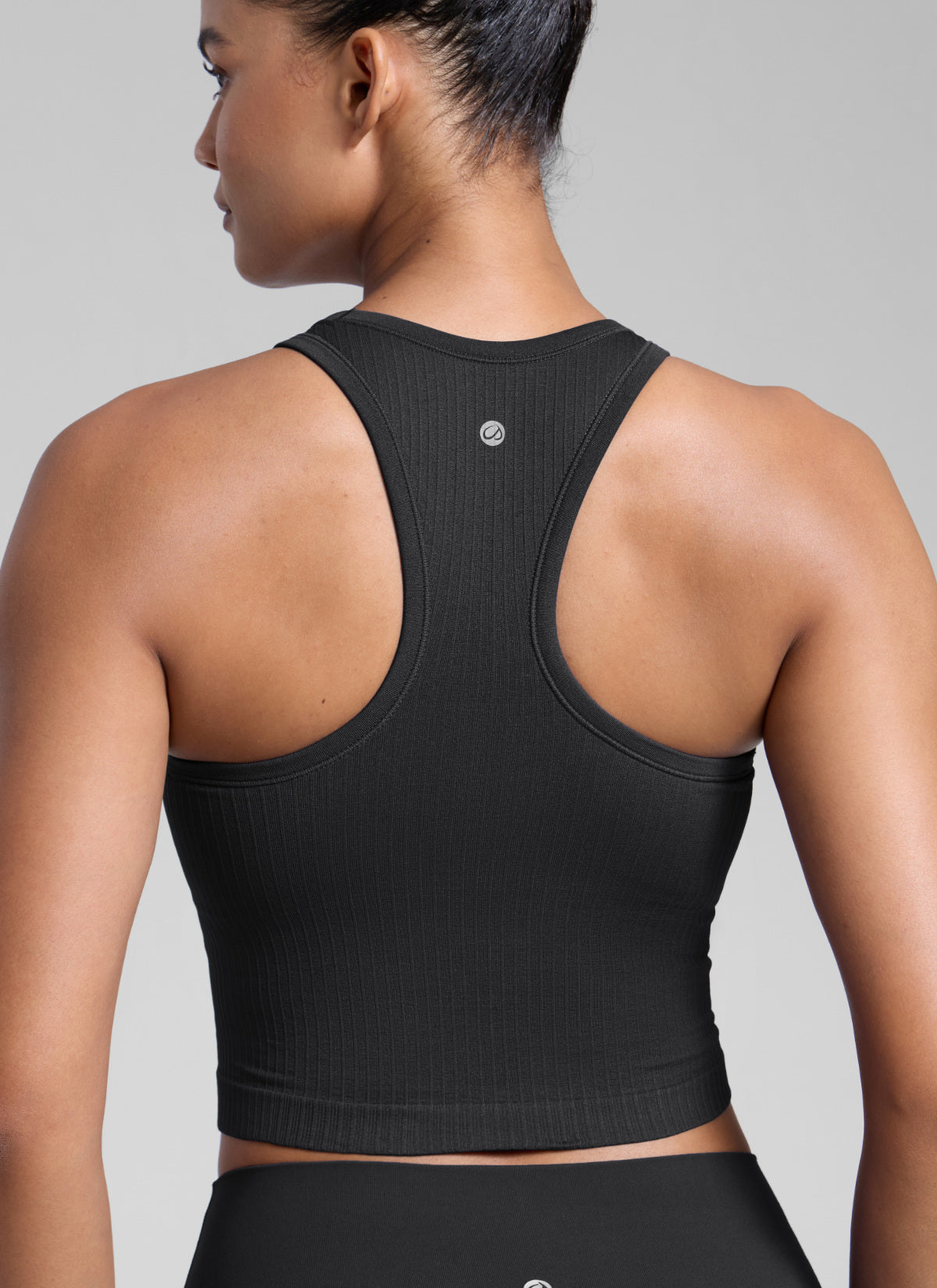 CRZ YOGA Women's Yoga Slim Fit Tops Seamless Longline Tank High Neck Black @model_info:Barbara