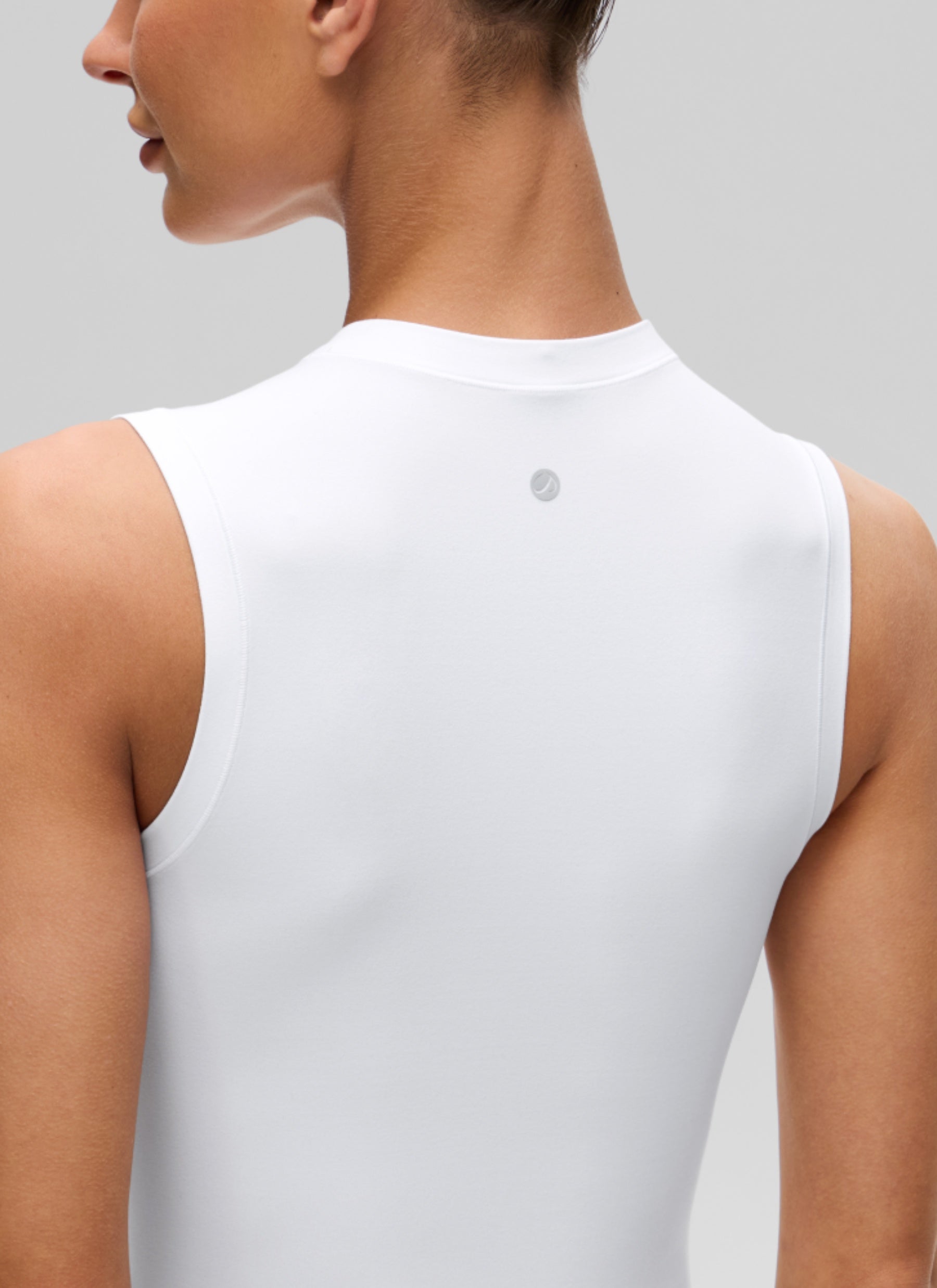 CRZ YOGA Women's Softembrace Casual Crop High Neck Tight Crewneck Tank White @model_info:K