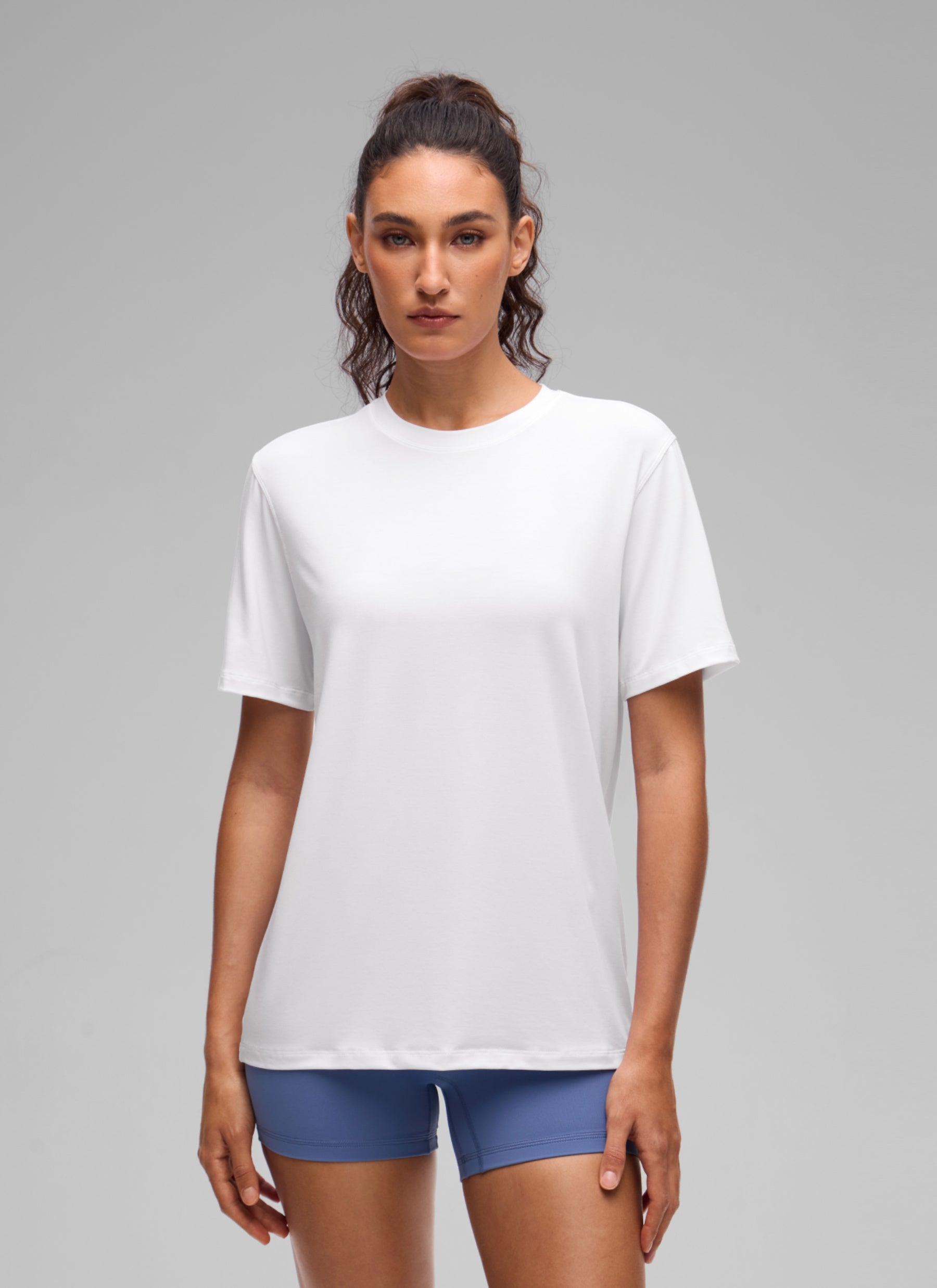 CRZ YOGA Women's Quick Dry Crewneck Relaxed Fit Short Sleeve White @model_info:V