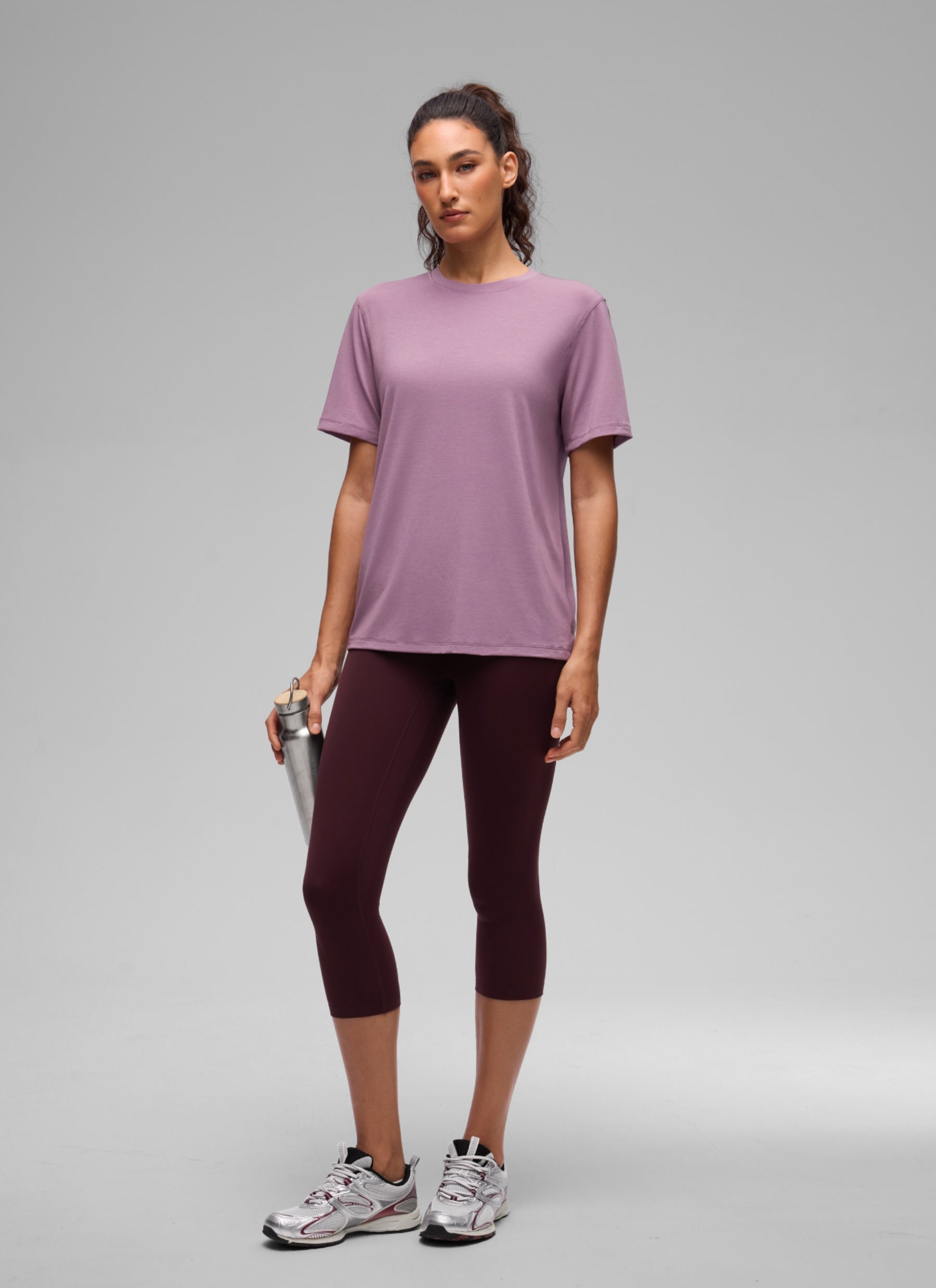 CRZ YOGA Women's Quick Dry Crewneck Relaxed Fit Short Sleeve Light Lavender @model_info:V