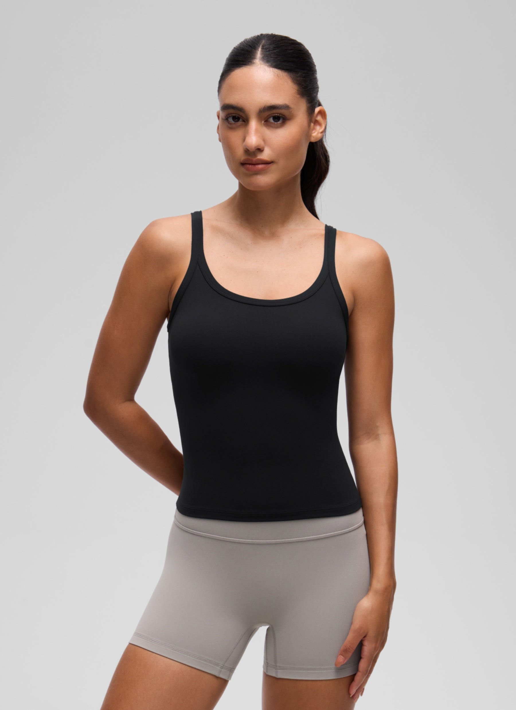 CRZ YOGA Women's Butterluxe Yoga Waist Length U Back Cami Tank Black @model_info:A