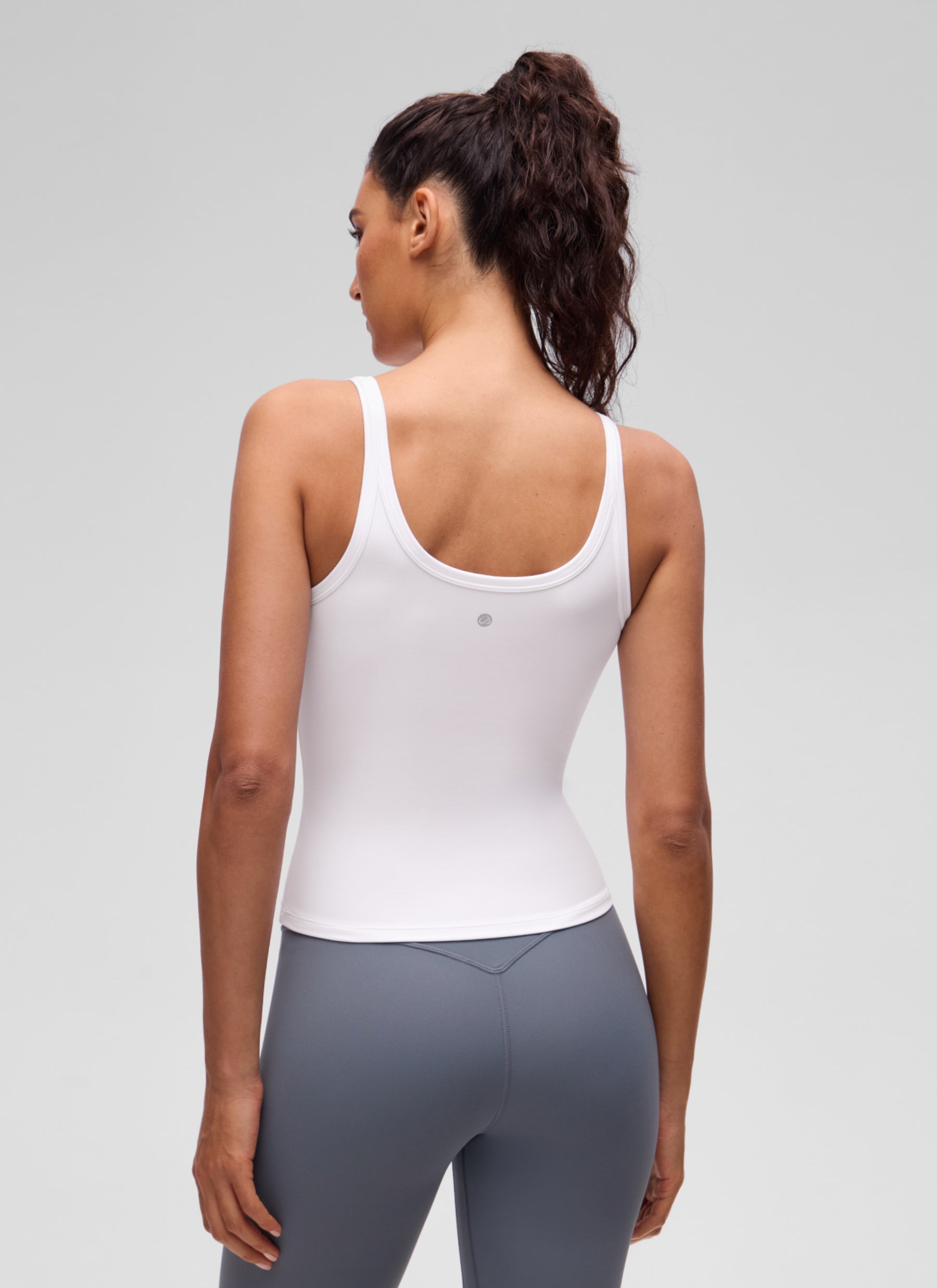 CRZ YOGA Women's Butterluxe Yoga Waist Length U Back Cami Tank White @model_info:V