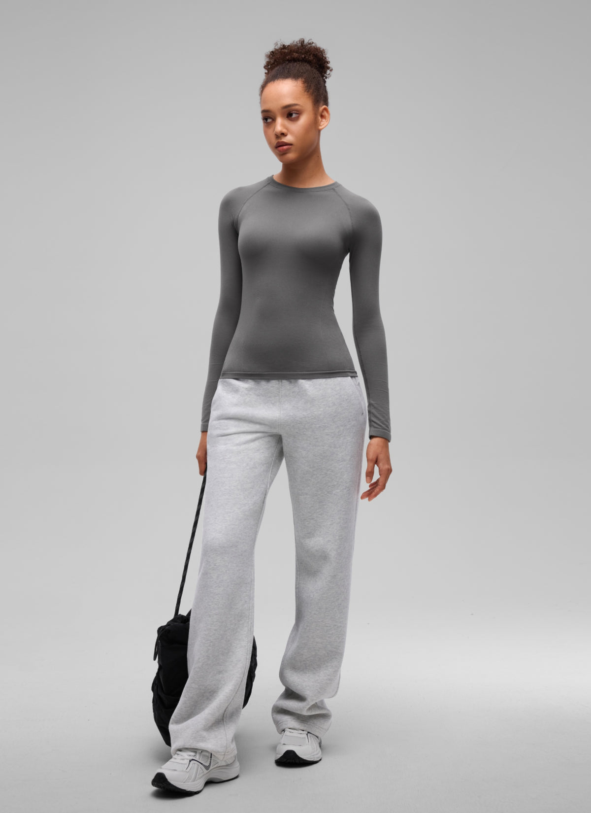 CRZ YOGA Women's Flex Seamless Fitted Workout Hip Length Long Sleeve Ash Grey @model_info:B