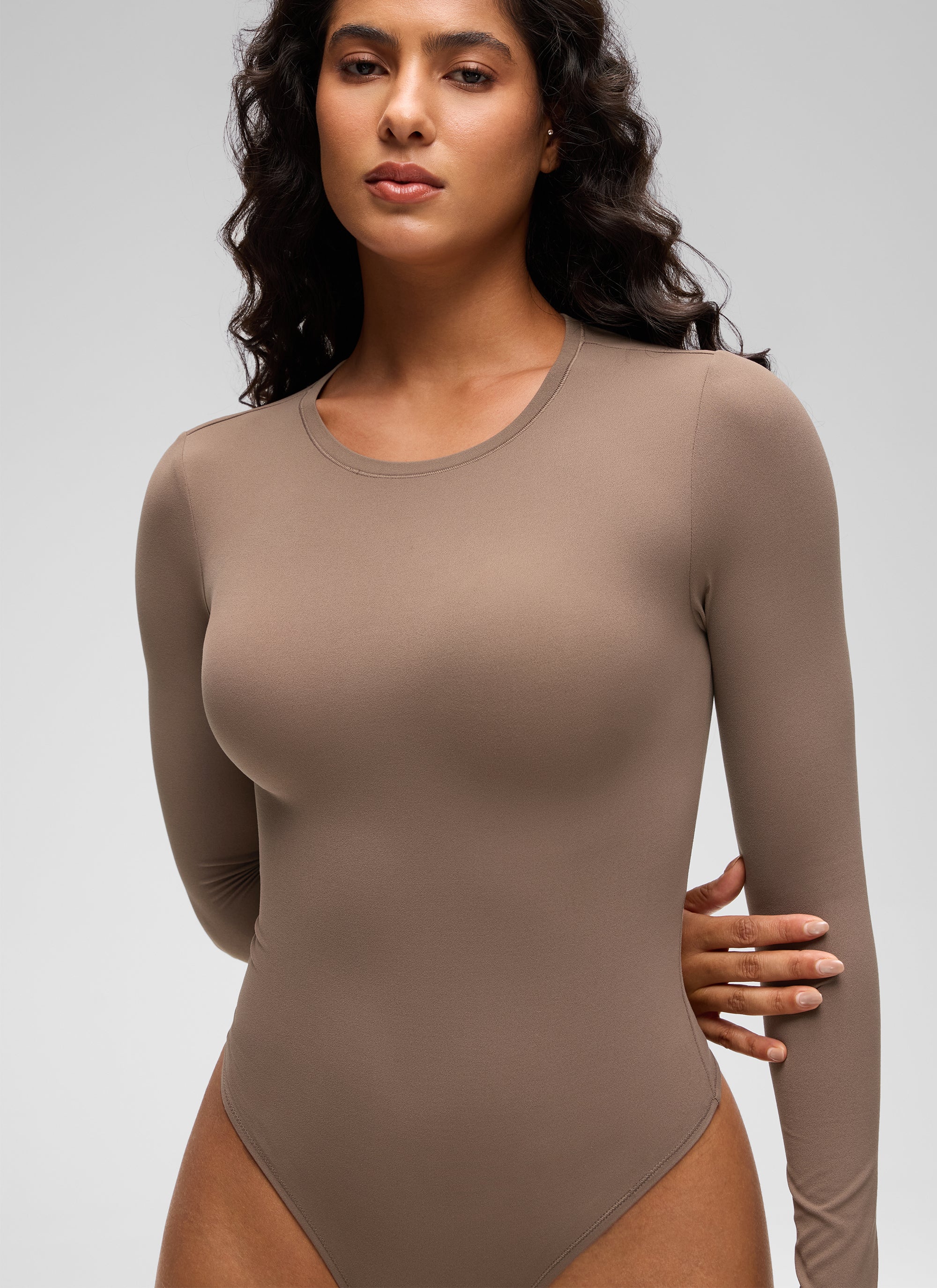 CRZ YOGA Women's Softembrace Casual Scoop Neck Tight Fit Bodysuit Brown Purple @model_info:Carol