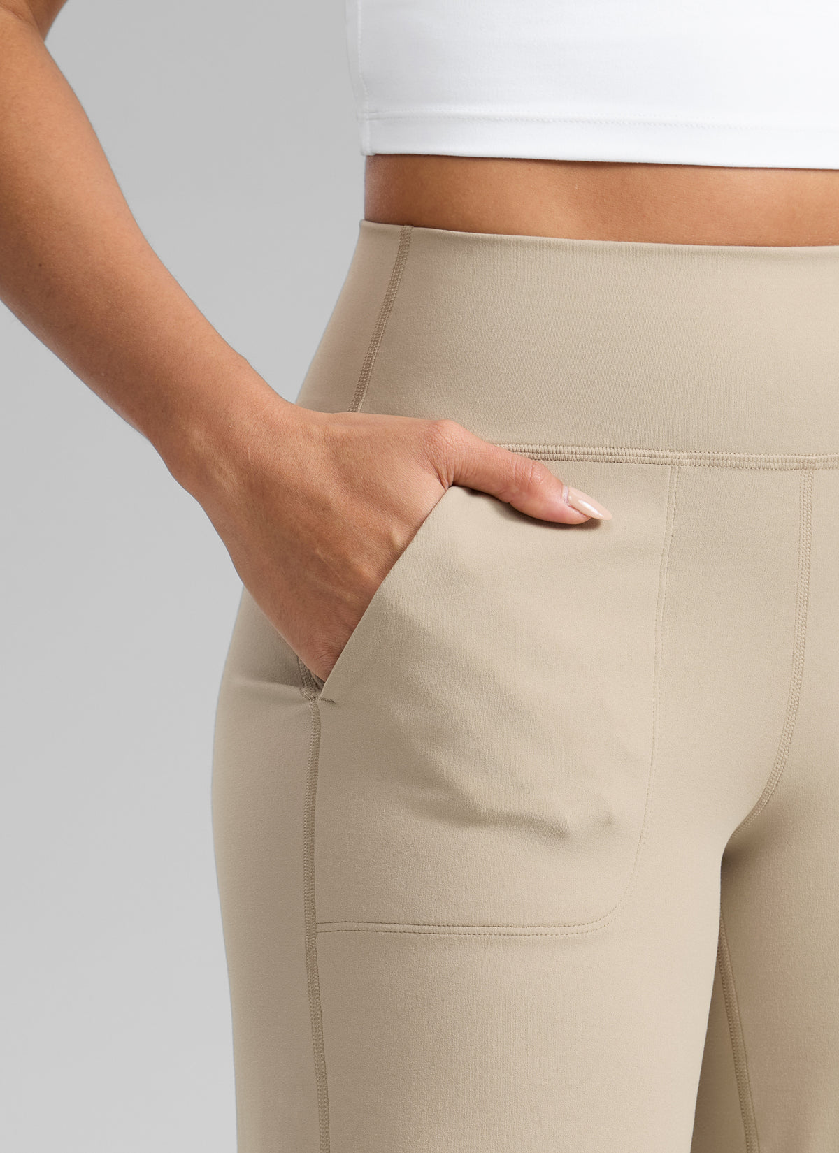 CRZ YOGA Women's Butterlift High Waisted Wide Leg Pants with Pockets Oak @model_info:Dany