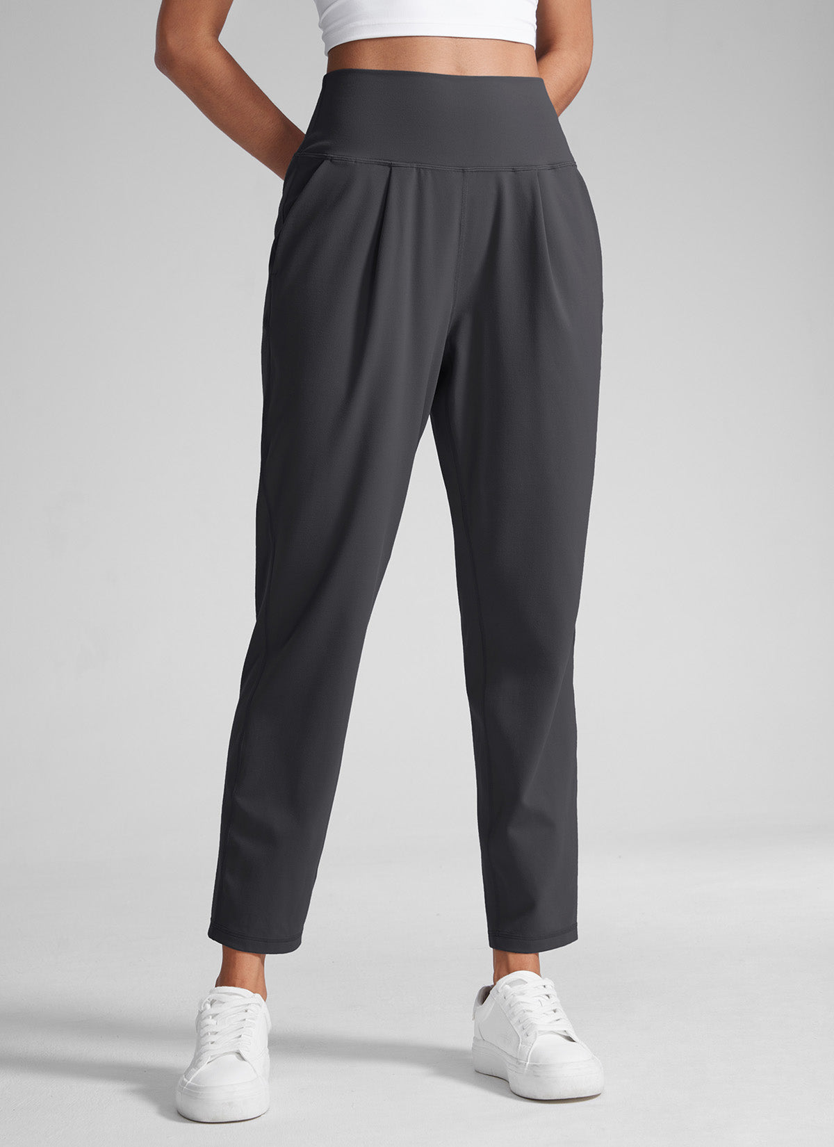 CRZ YOGA Butterlift Women's Casual High Rise Pleated Pants 27'' Mysterious Grey @model_info:Paula