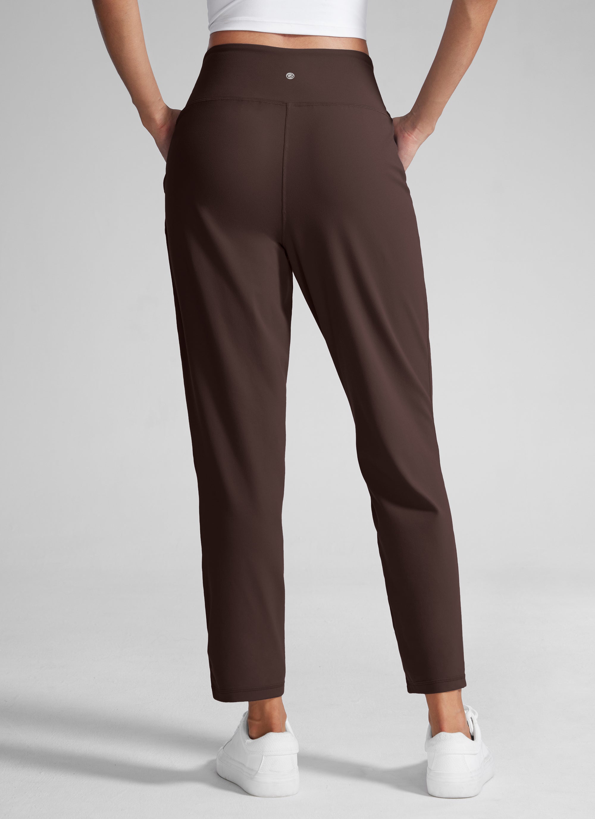 CRZ YOGA Butterlift Women's Casual High Rise Pleated Pants 27'' Hot Fudge Brown @model_info:Paula