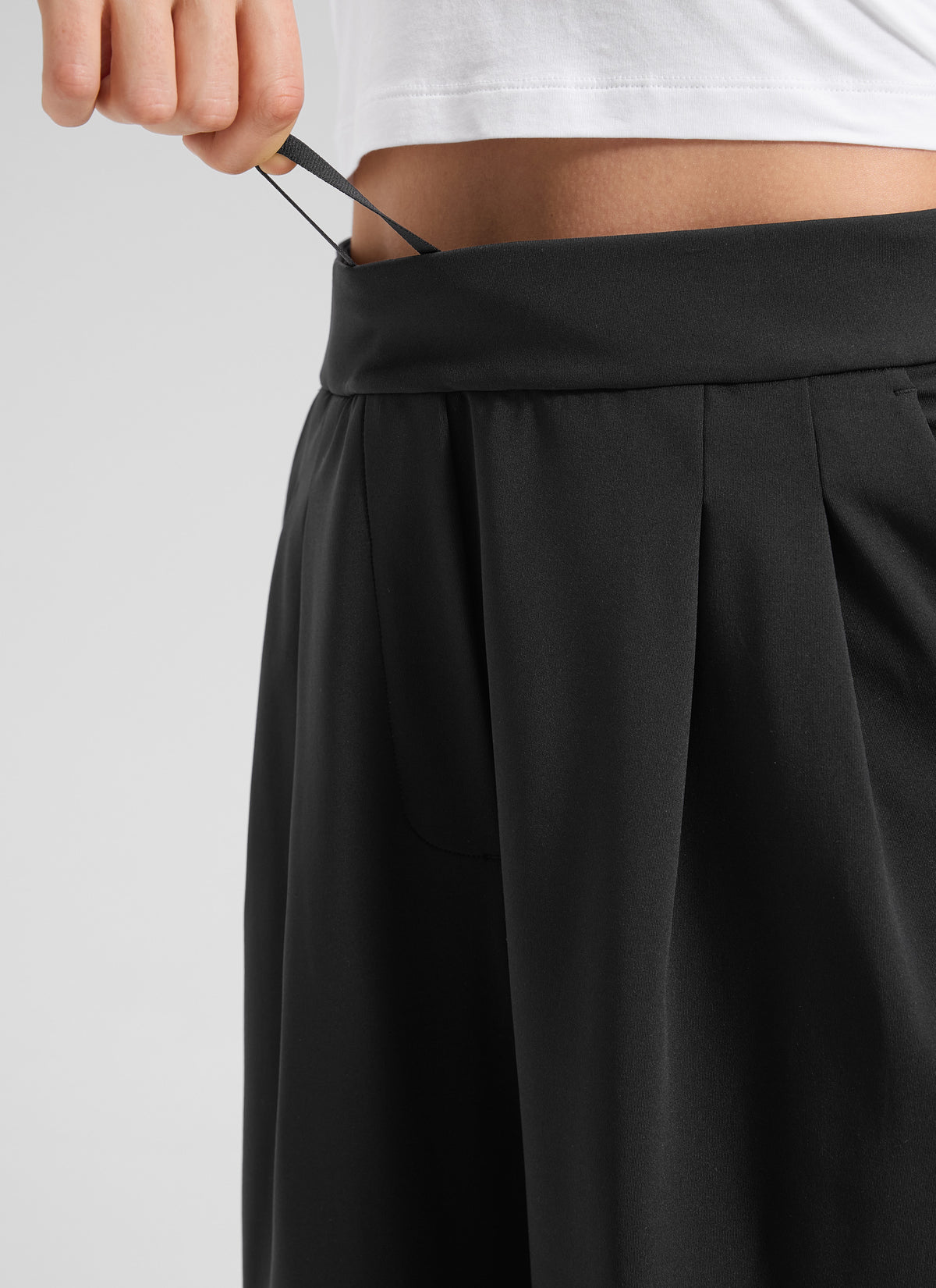 CRZ YOGA Women's Business High Rise Drawstring Pocket Wide Leg Pant Black @model_info:Kerr