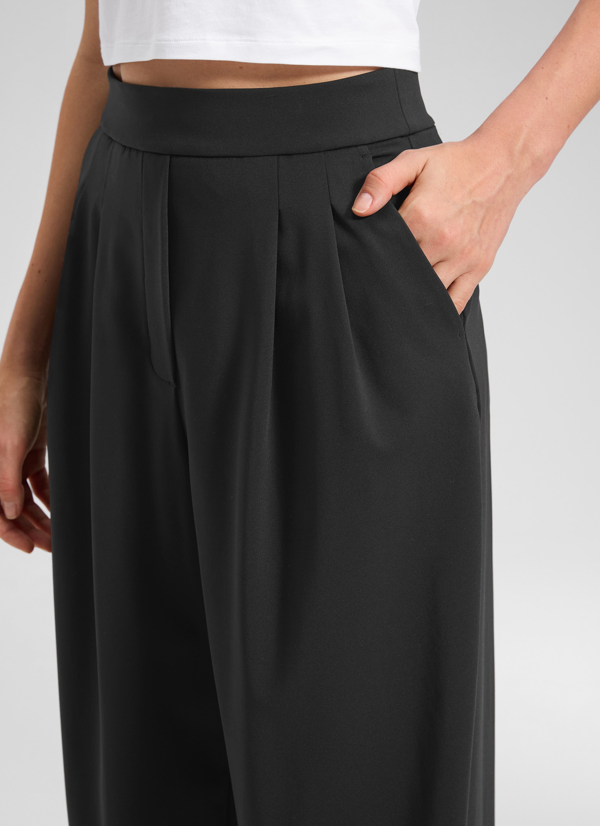 CRZ YOGA Women's Business High Rise Drawstring Pocket Wide Leg Pant Black @model_info:Kerr