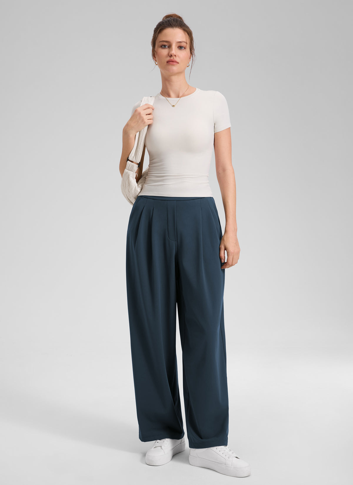 CRZ YOGA Women's Business High Rise Drawstring Pocket Wide Leg Pant True Navy @model_info:Kerr