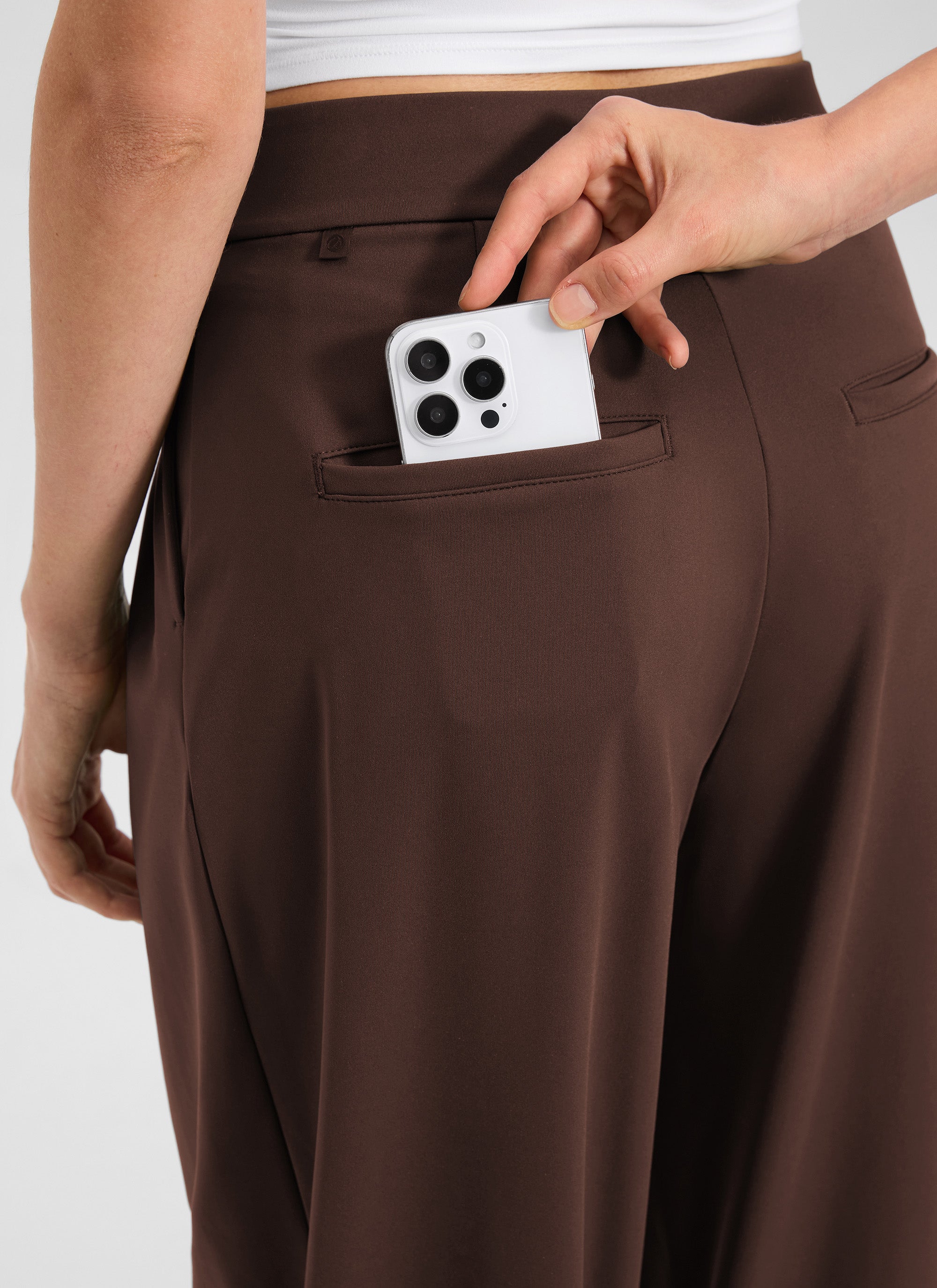 CRZ YOGA Women's Business High Rise Pocket Wide Leg Pleated Pants Lava Brown @model_info:Kerr