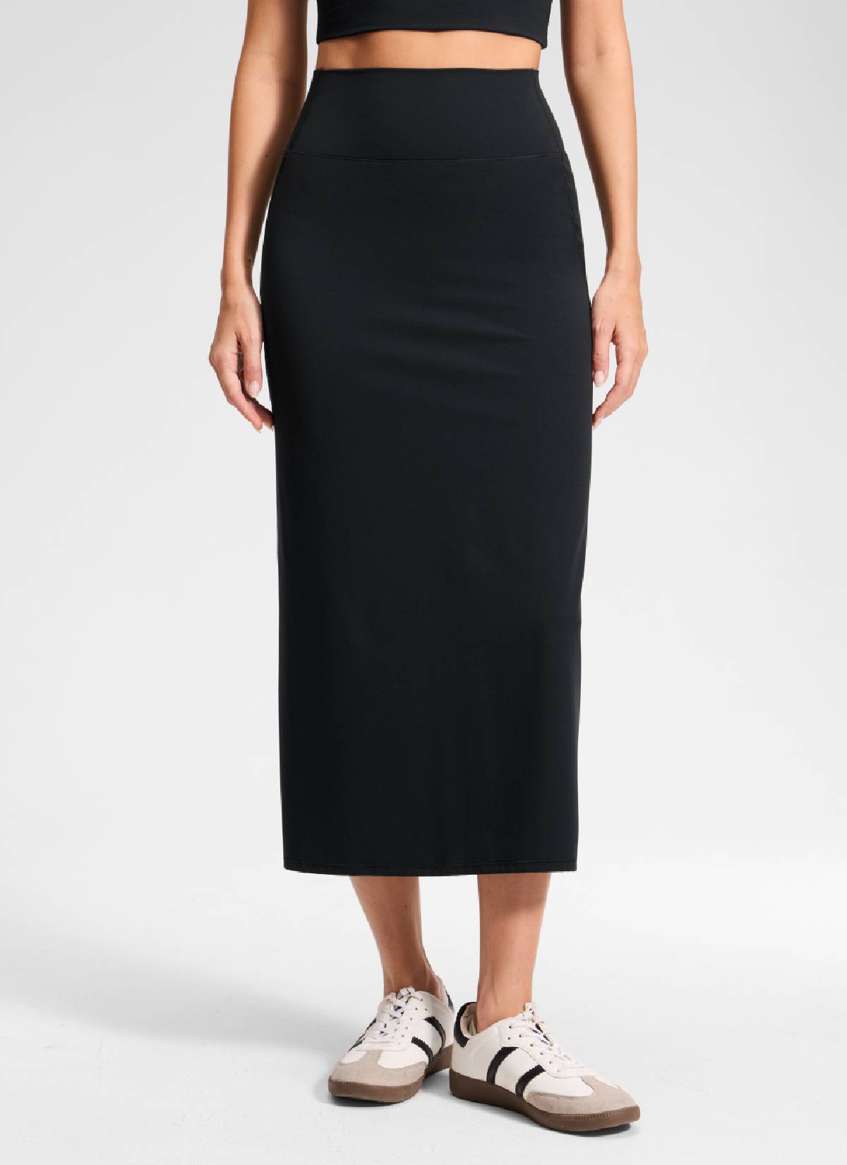 CRZ YOGA Women's Butterlift High Rise Slim Fit Maxi Pencil Skirt Black @model_info:Anna