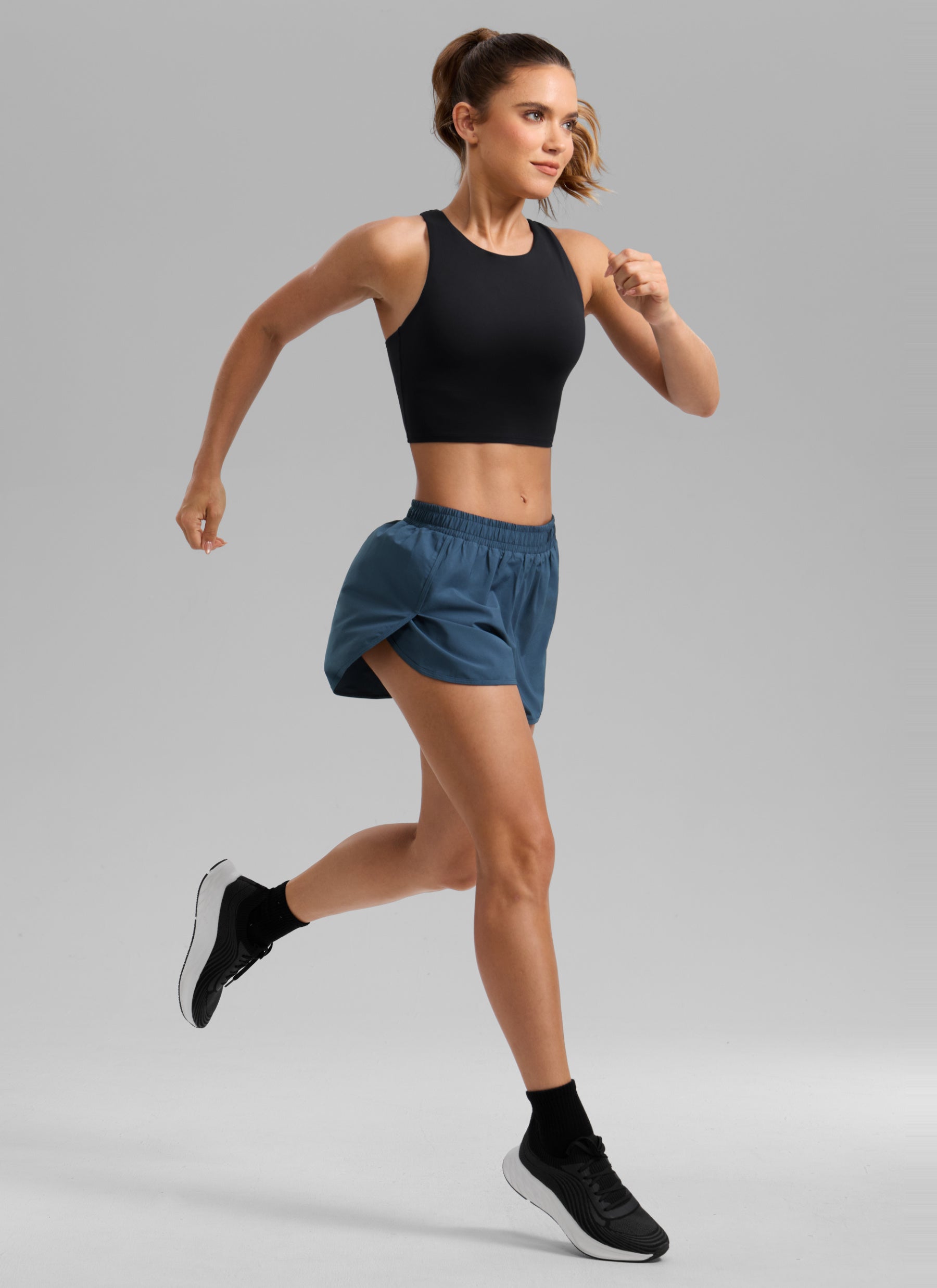 CRZ YOGA Women's Feathery-Fit Soft Workout Mid Rise Split Shorts 2.5'' Stelindigo @model_info:A