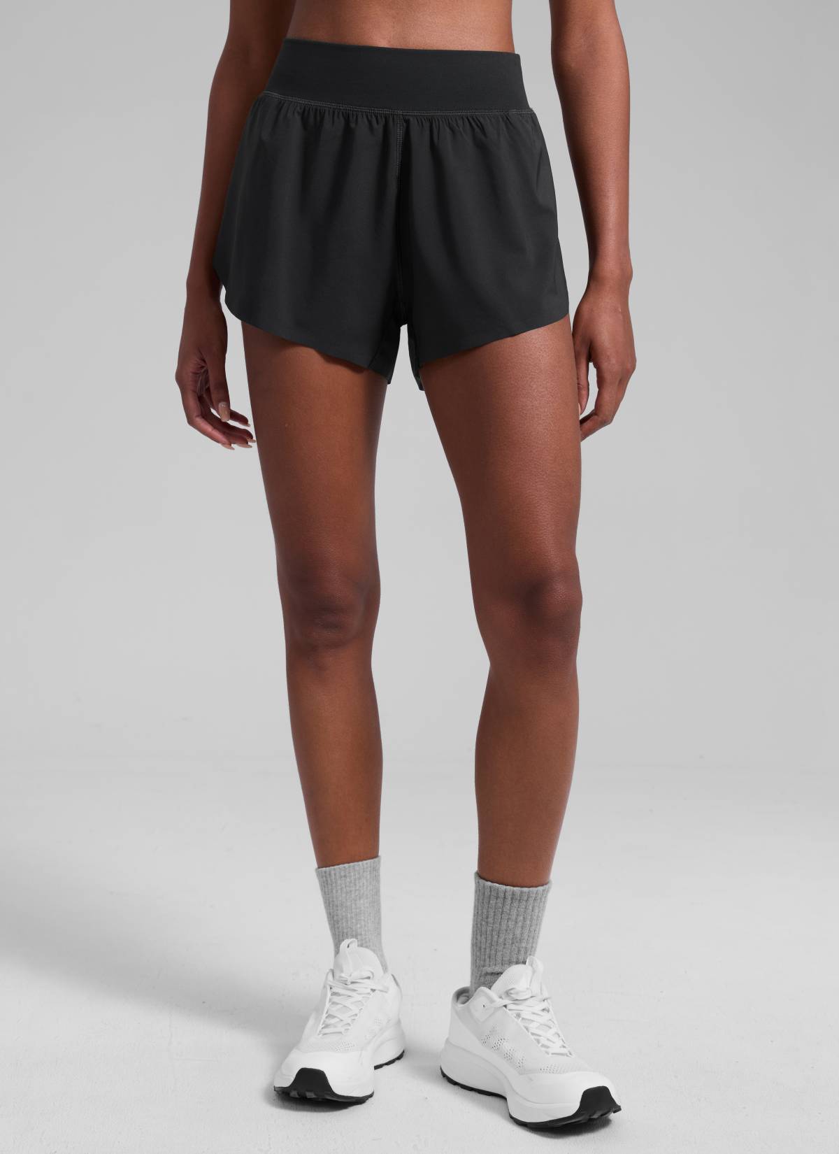 CRZ YOGA Women's Running High Rise Mesh Lined Shorts 3'' Workout Short Black @model_info:Patrica