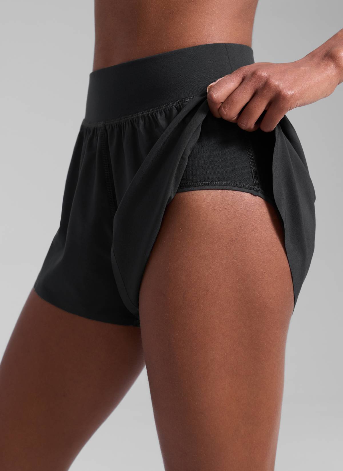 CRZ YOGA Women's Running High Rise Mesh Lined Shorts 3'' Workout Short Black @model_info:Patrica