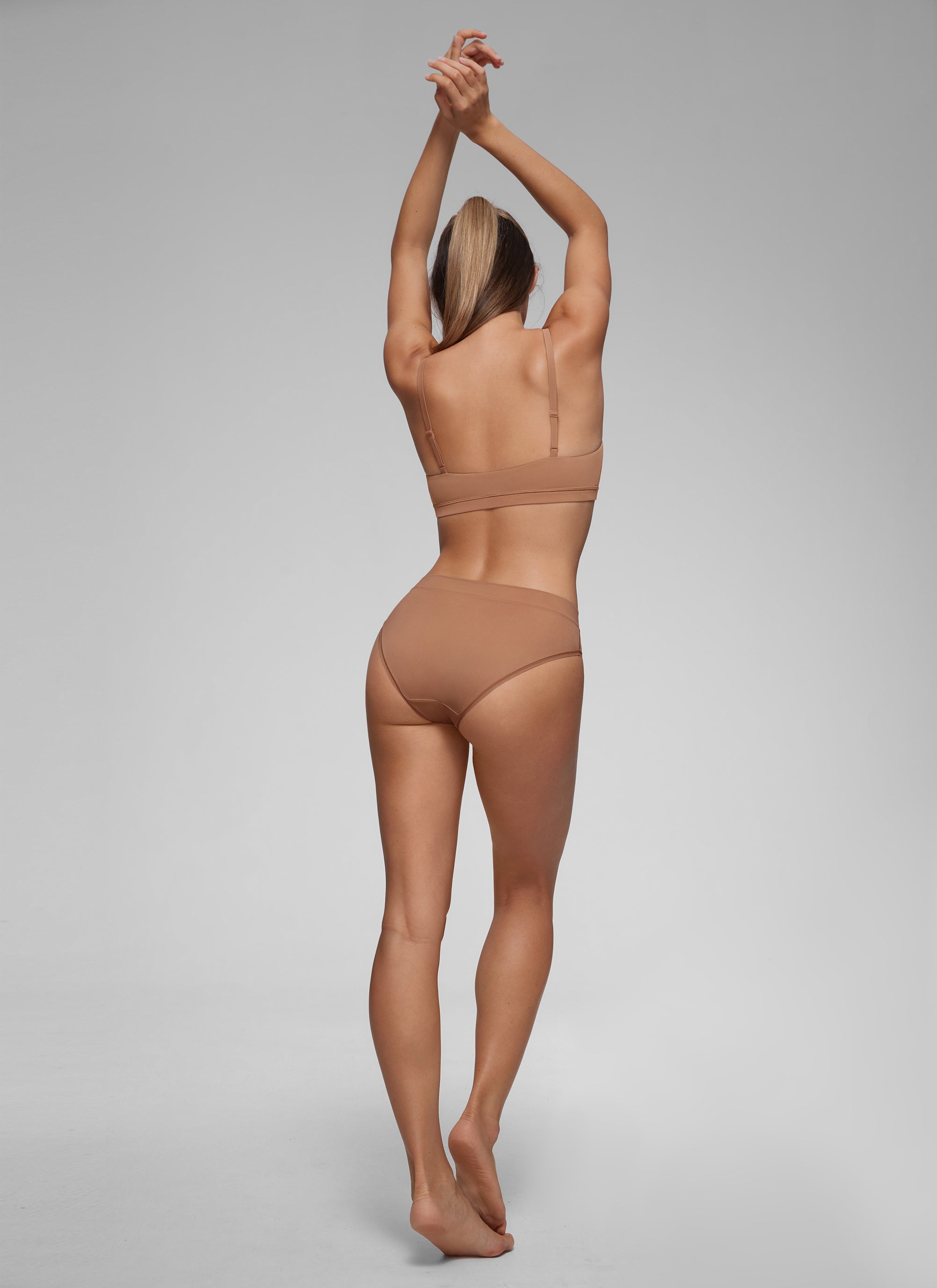 CRZ YOGA Softhold Women High Rise Breathable Bikini Underwear Pack Gravel 3pack @model_info:Kate