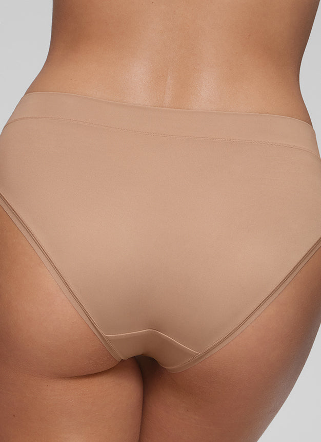 CRZ YOGA Softhold Women High Rise Breathable Bikini Underwear Pack Warm Beige 3pack @model_info:Kate