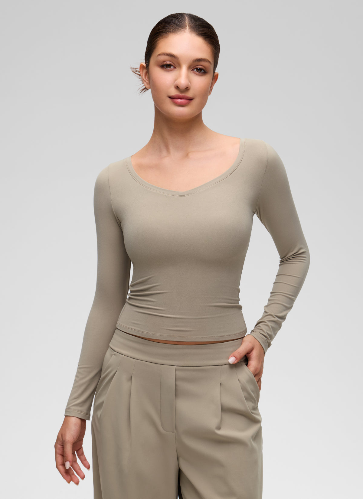 CRZ YOGA Women's Softembrace Casual V Neck Waist Length Long Sleeve Oak @model_info:Inga