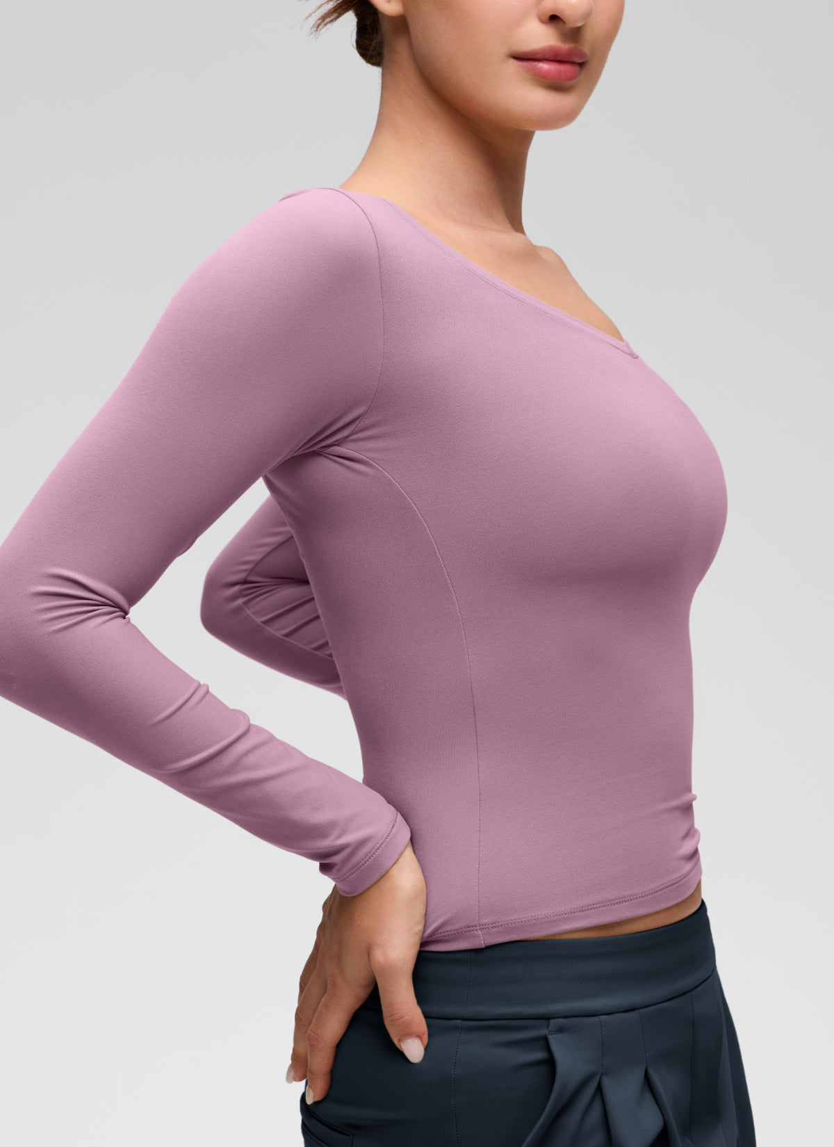 CRZ YOGA Women's Softembrace Casual V Neck Waist Length Long Sleeve Light Lavender @model_info:Inga
